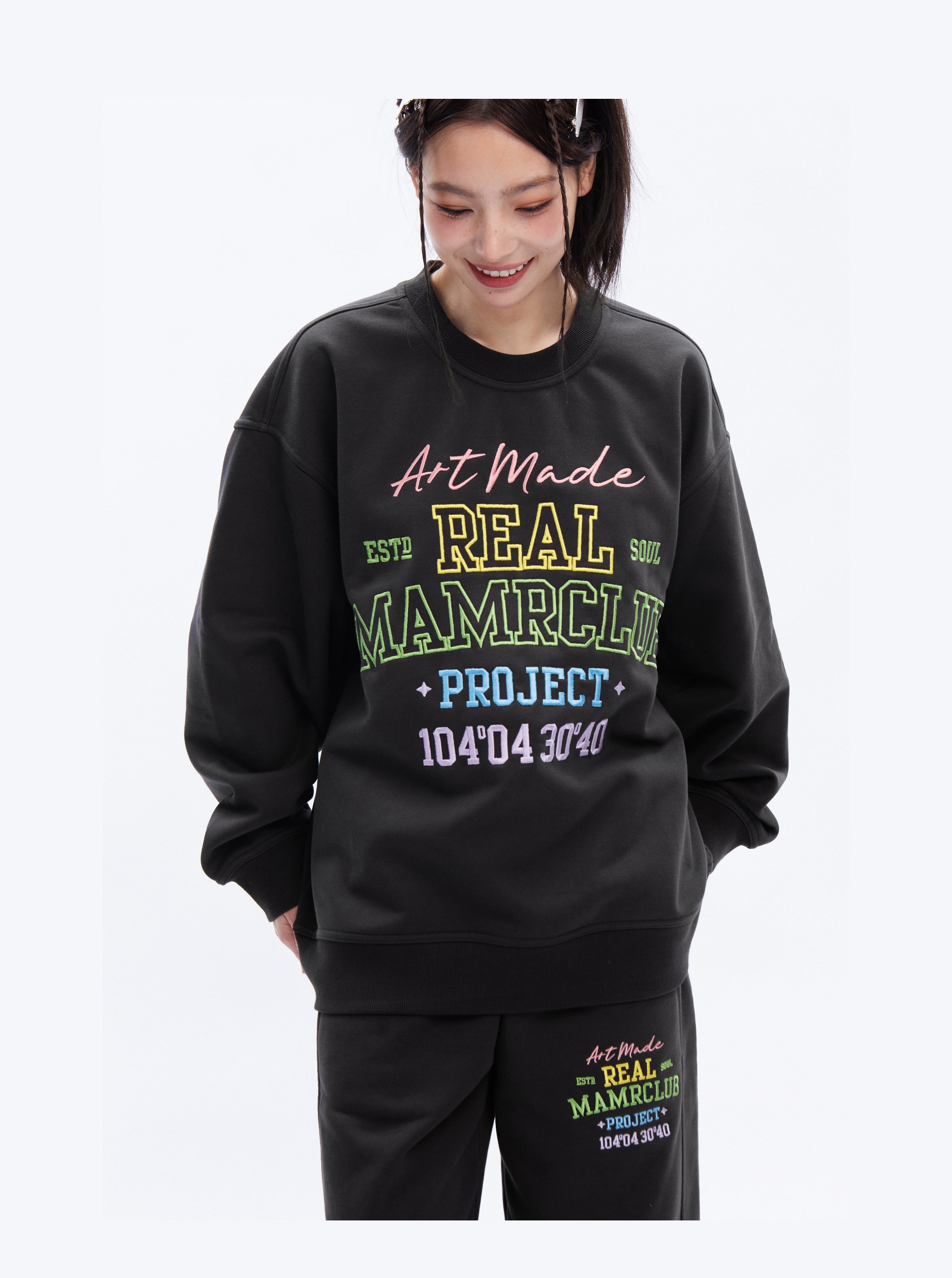 Juego de ropa deportiva redonda