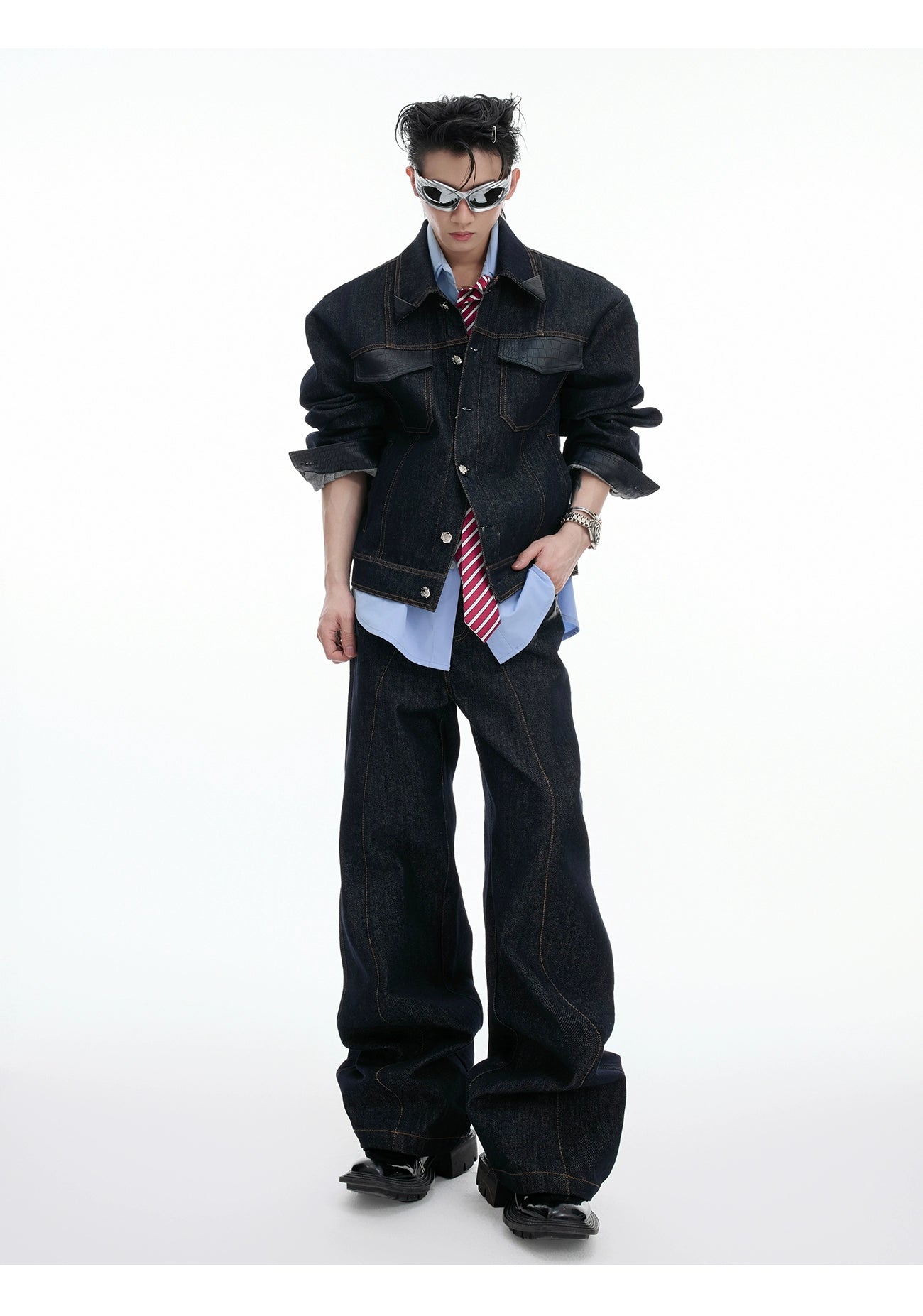Oversized Dark Denim Jacket and Wide-Leg Jeans Setup