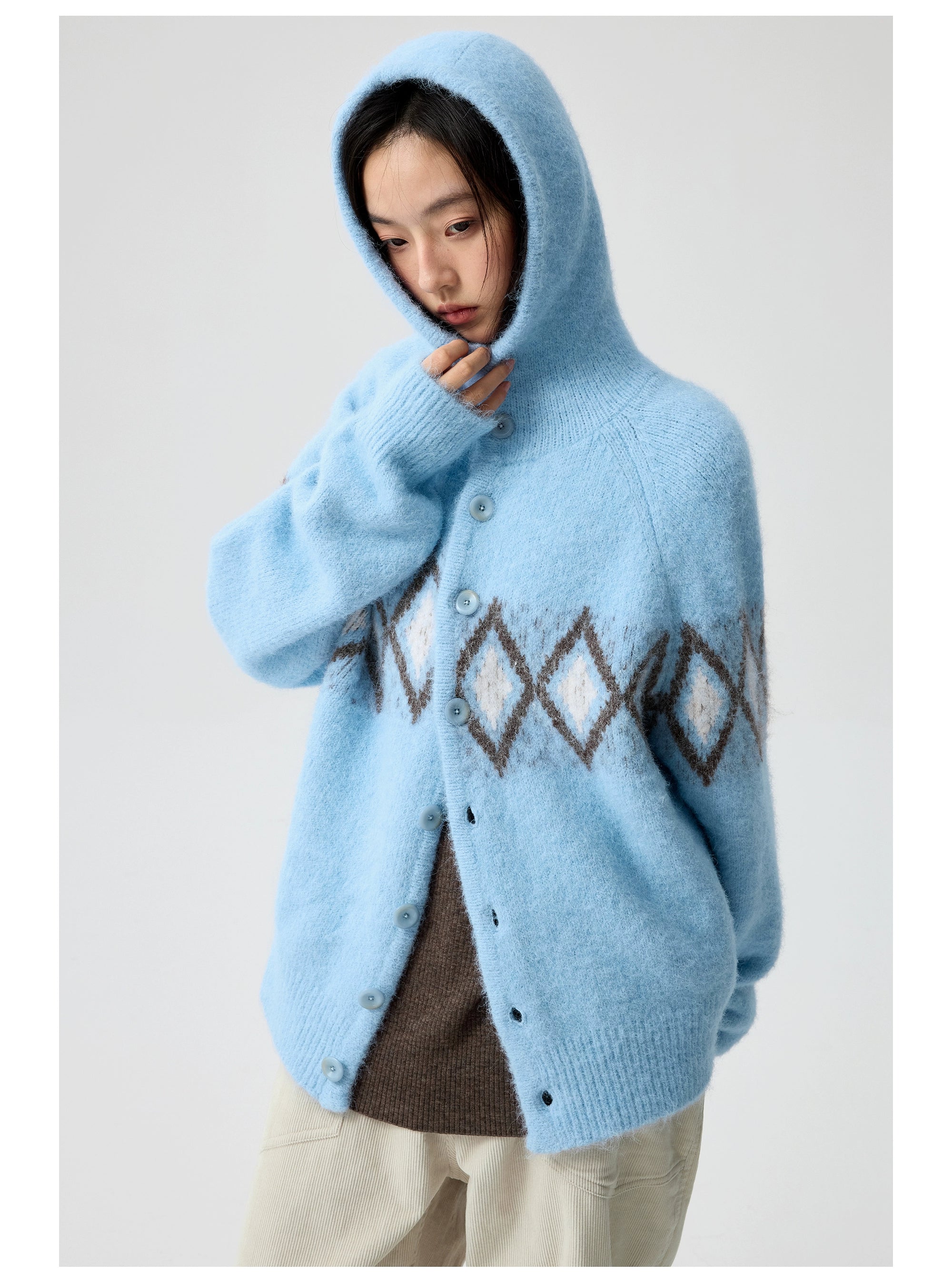 Diamond Pattern Hooded Wool Cardigan