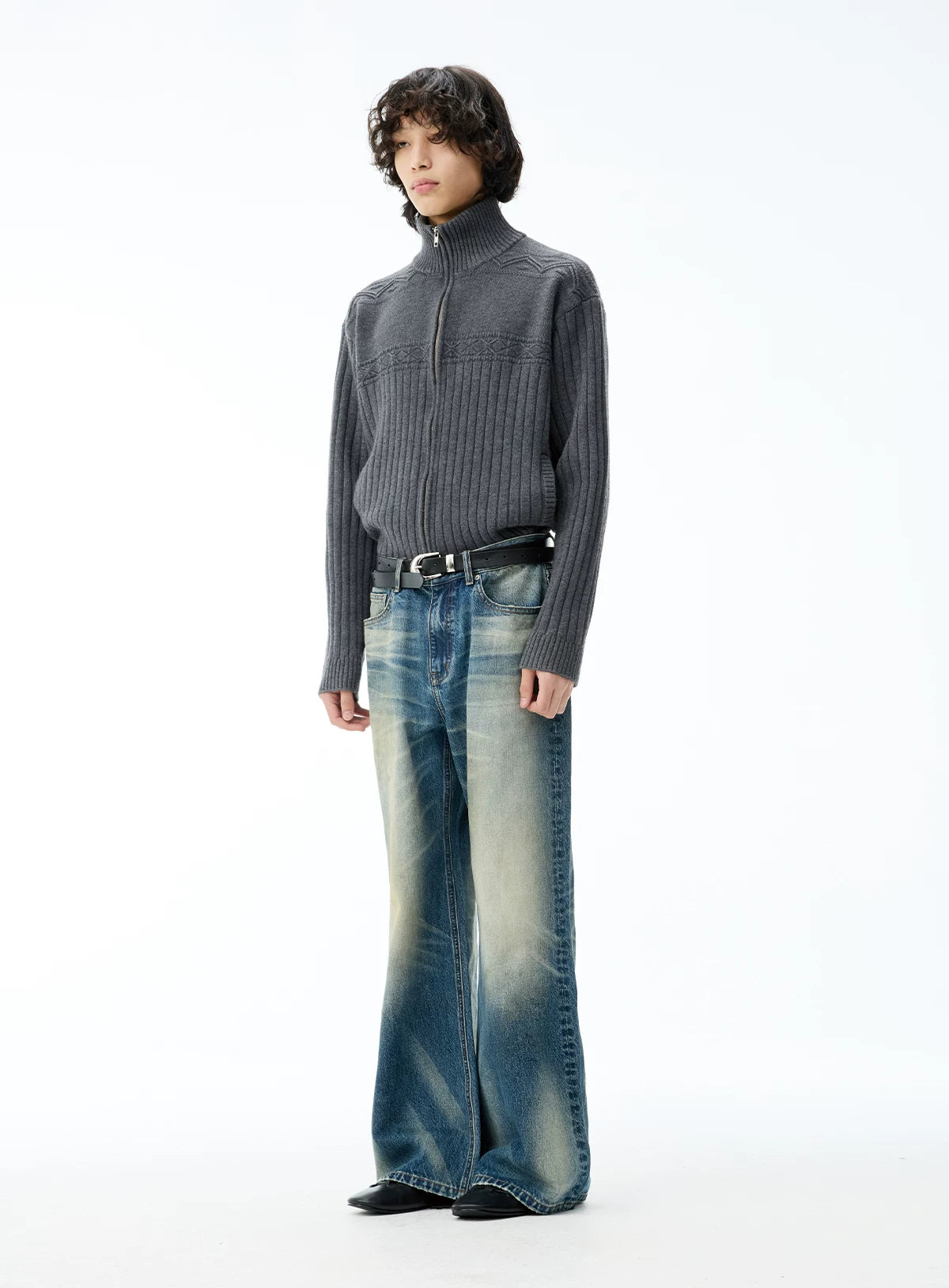 Faded Wide-Leg Balloon Jeans