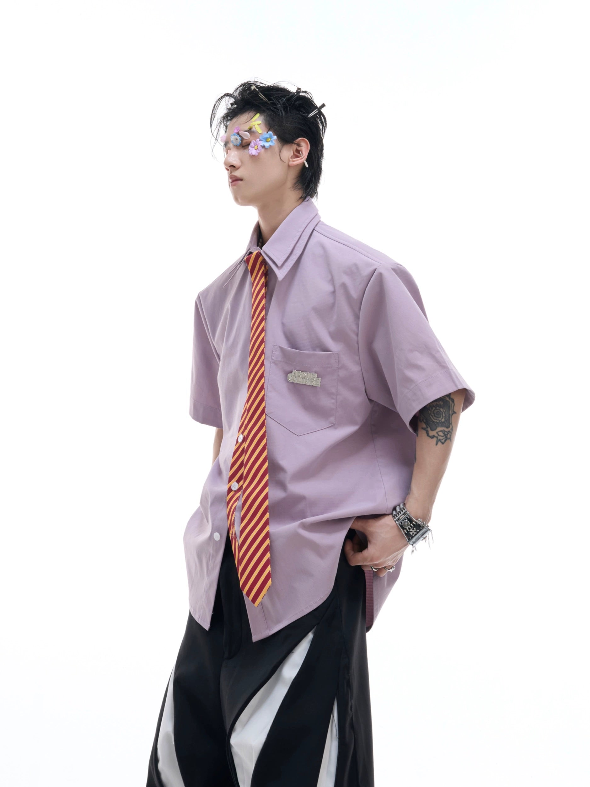 White Short Sleeve Shirt With Tie