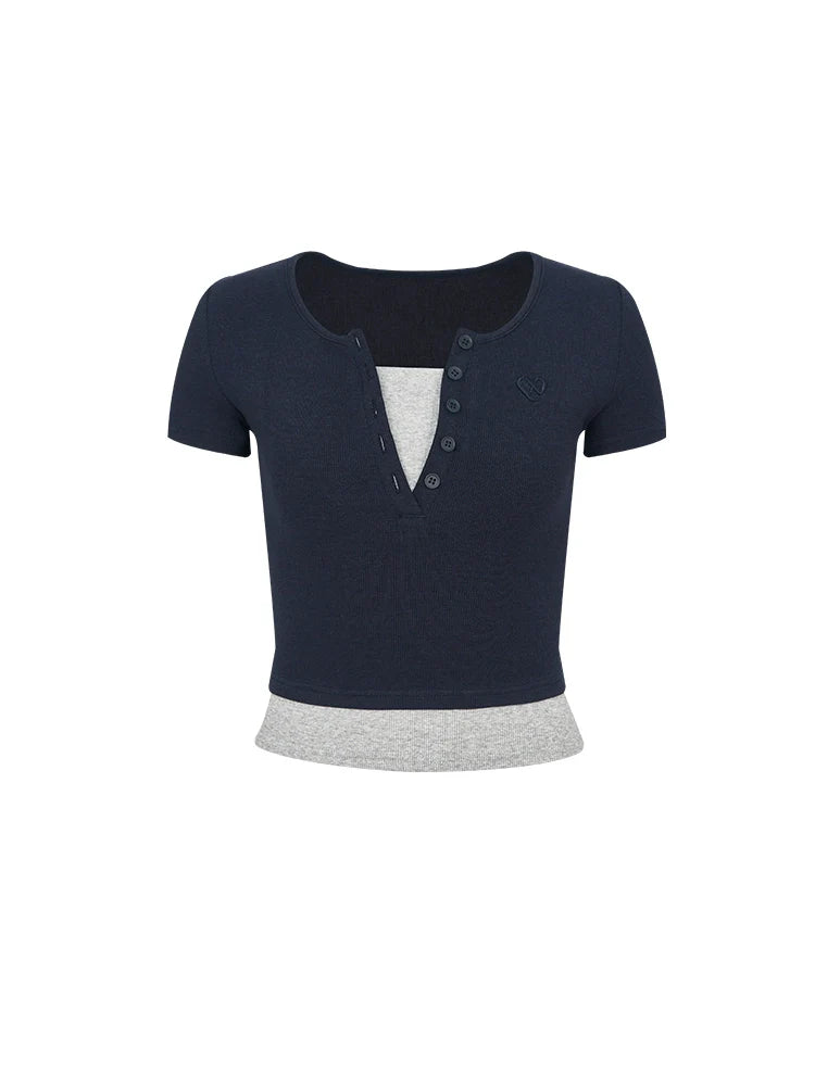 Top de cultivo Henley con mangas cortas