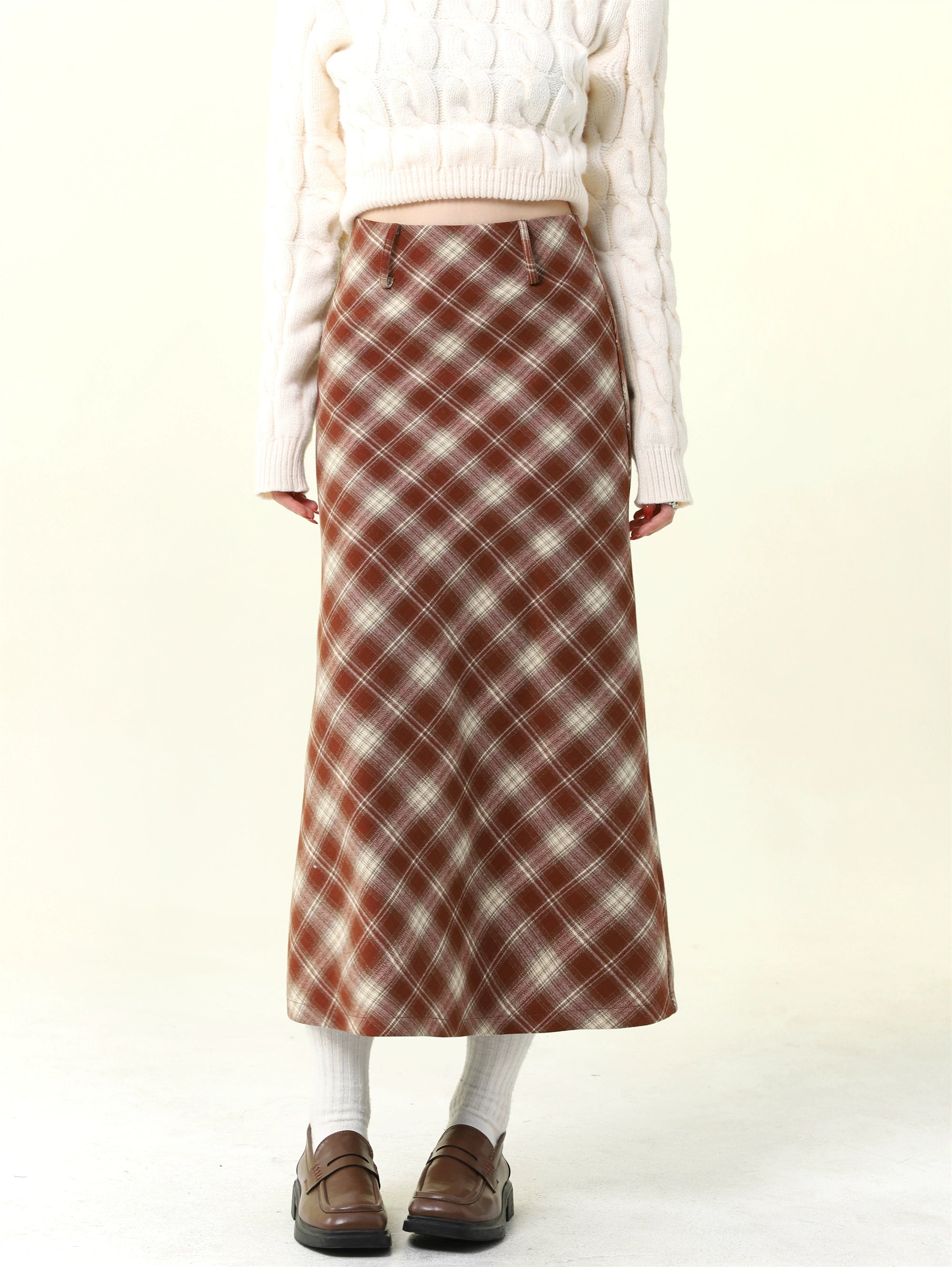 Falda midi de lana a cuadros rojo vintage