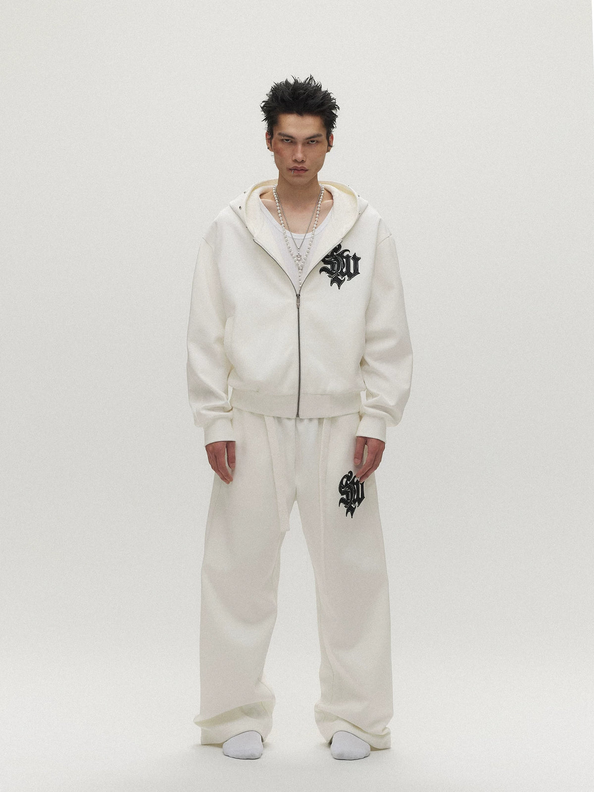 Wild Bounty 05 Graphic Zip Hoodie