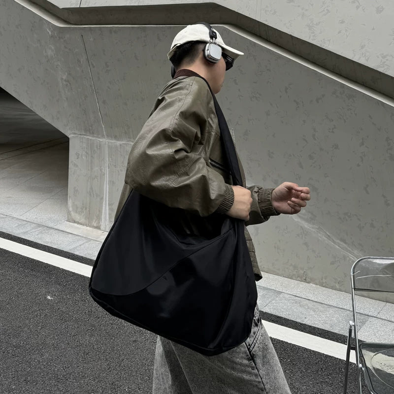 Oversize City Glide Sling