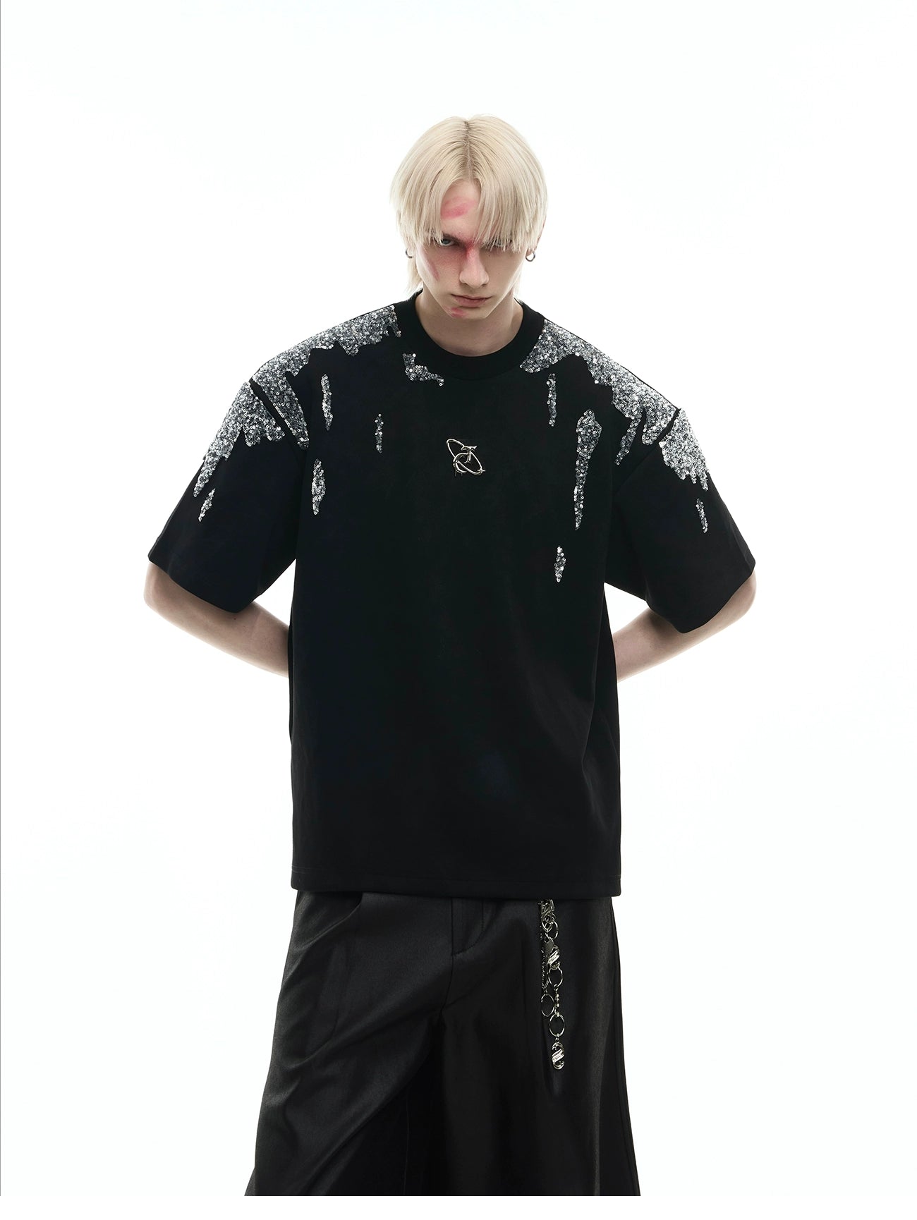 Crystal Shoulder Black Oversized Tee