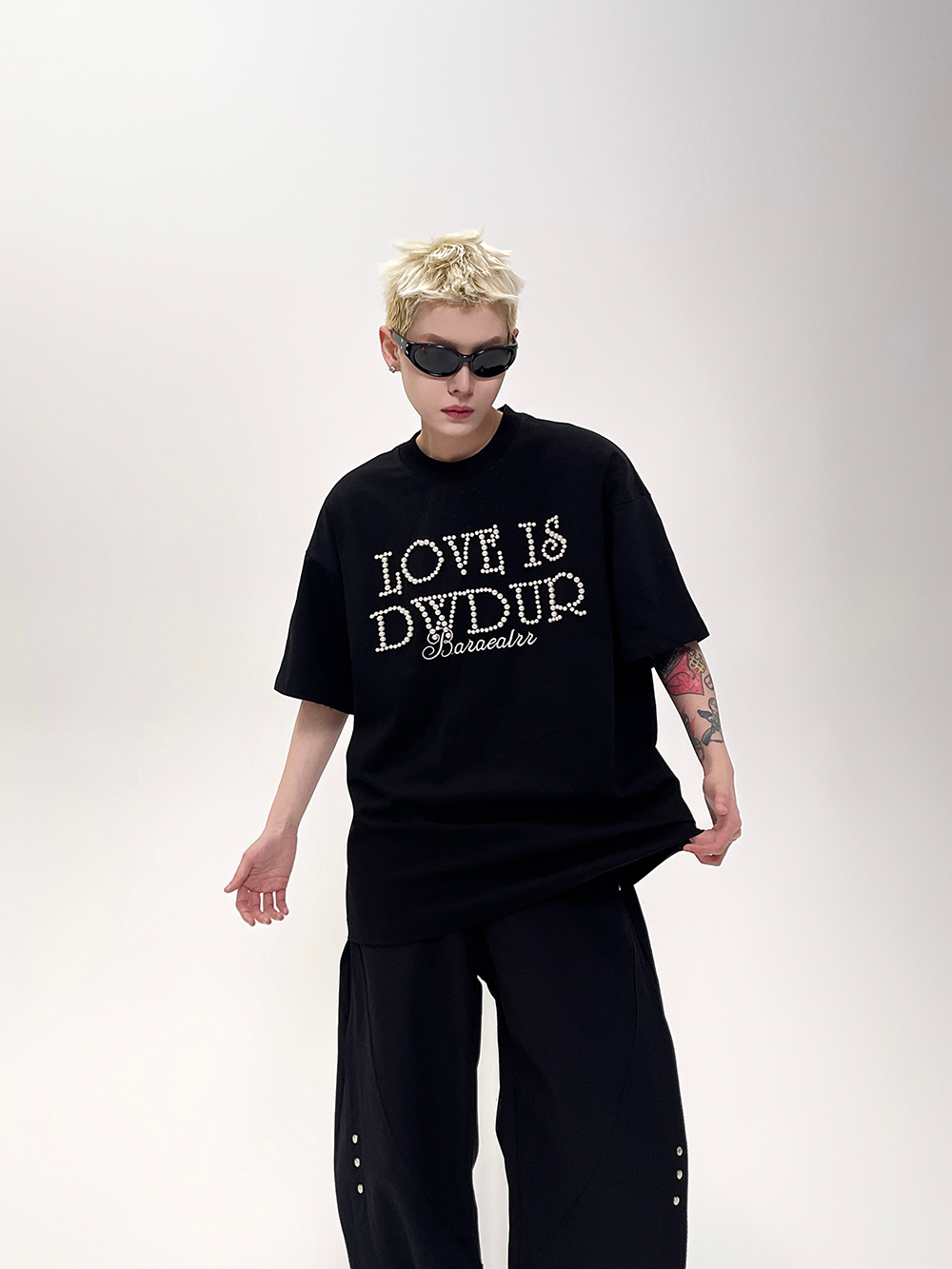 Love Is Dydup Pearl Lettering Tee