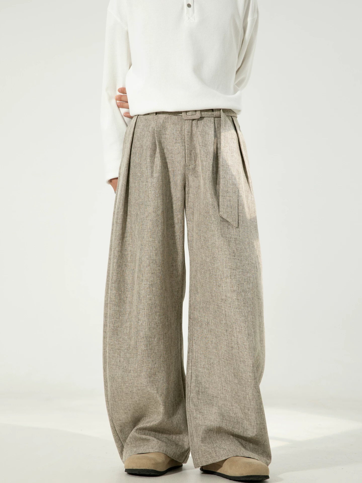 Belted Linen-Texture Curve Trousers