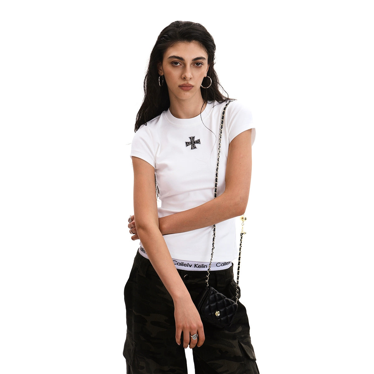 Fitted Graphic Crewneck Tee