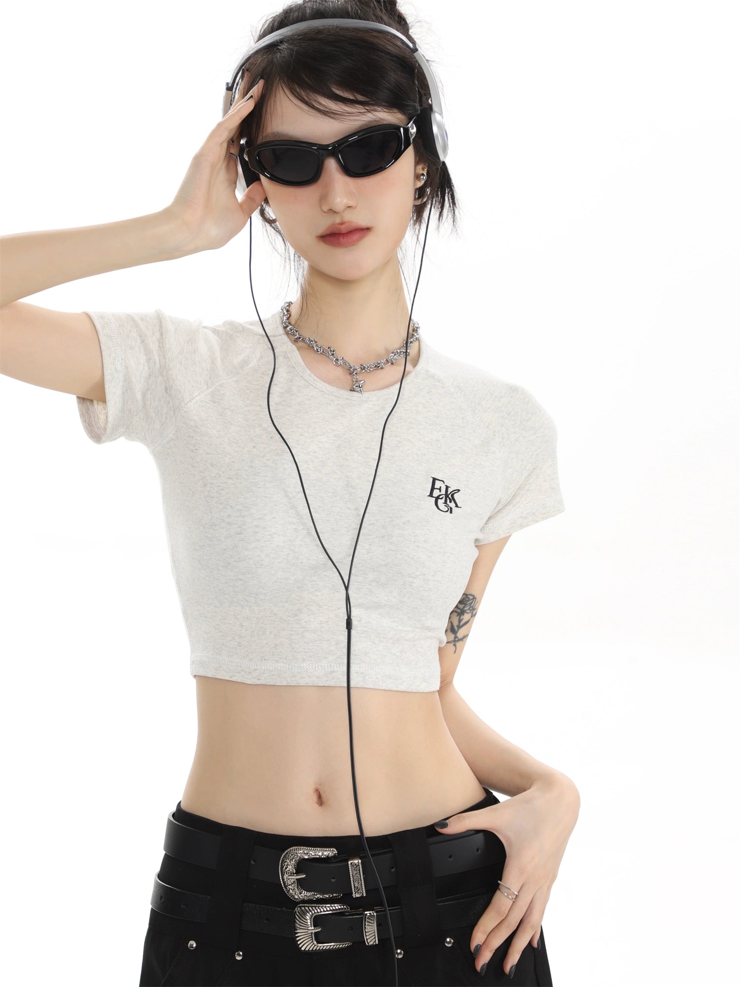 Camiseta de manga corta bordada vintage