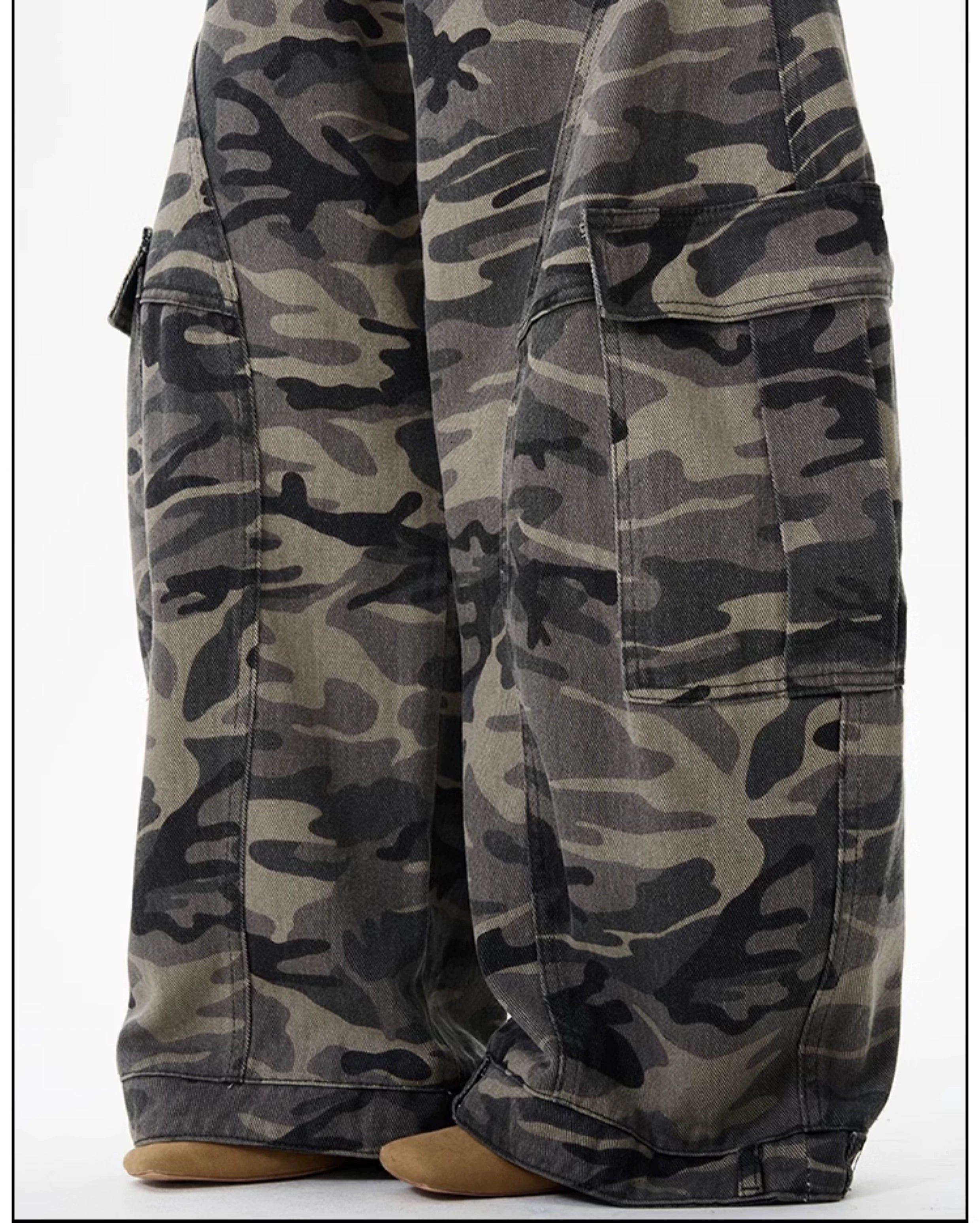 Classic Baggy Camo Cargo Pants