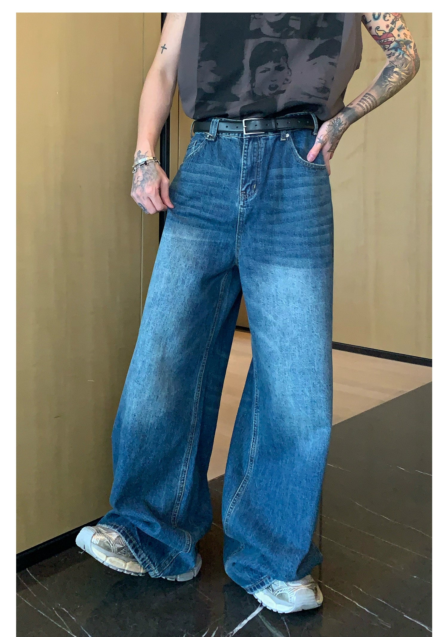 Straight-Wide-Leg Wash Jeans