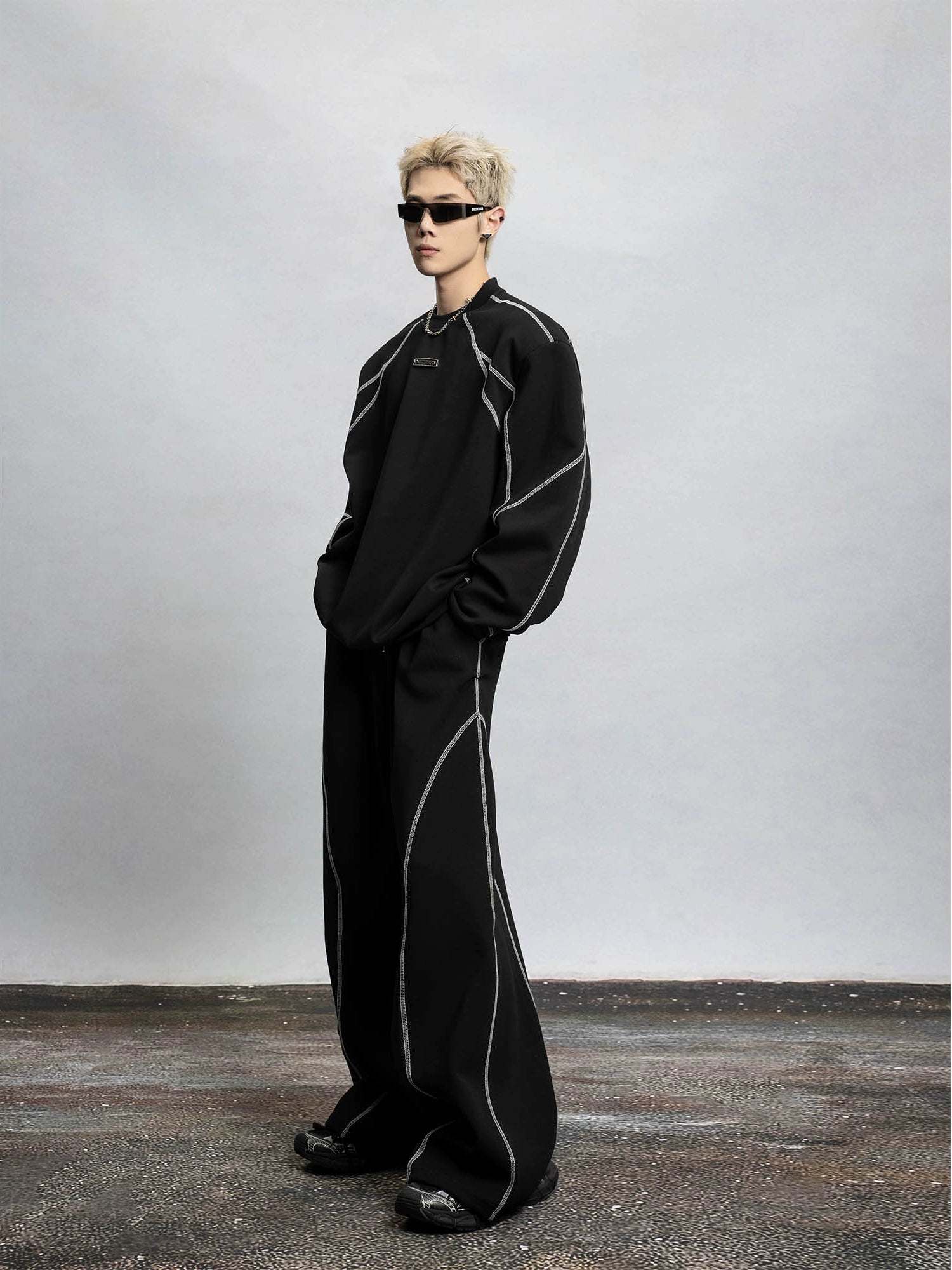 Wide Leg Contrast Stitch Sweatpants