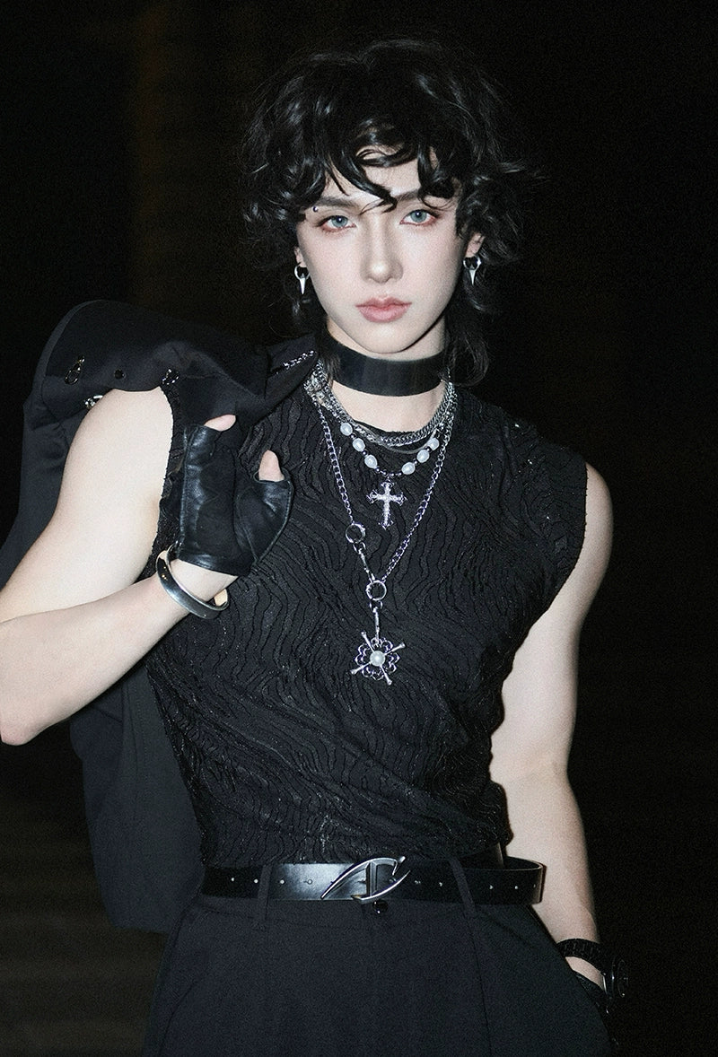 Textured Sleeveless Shirt