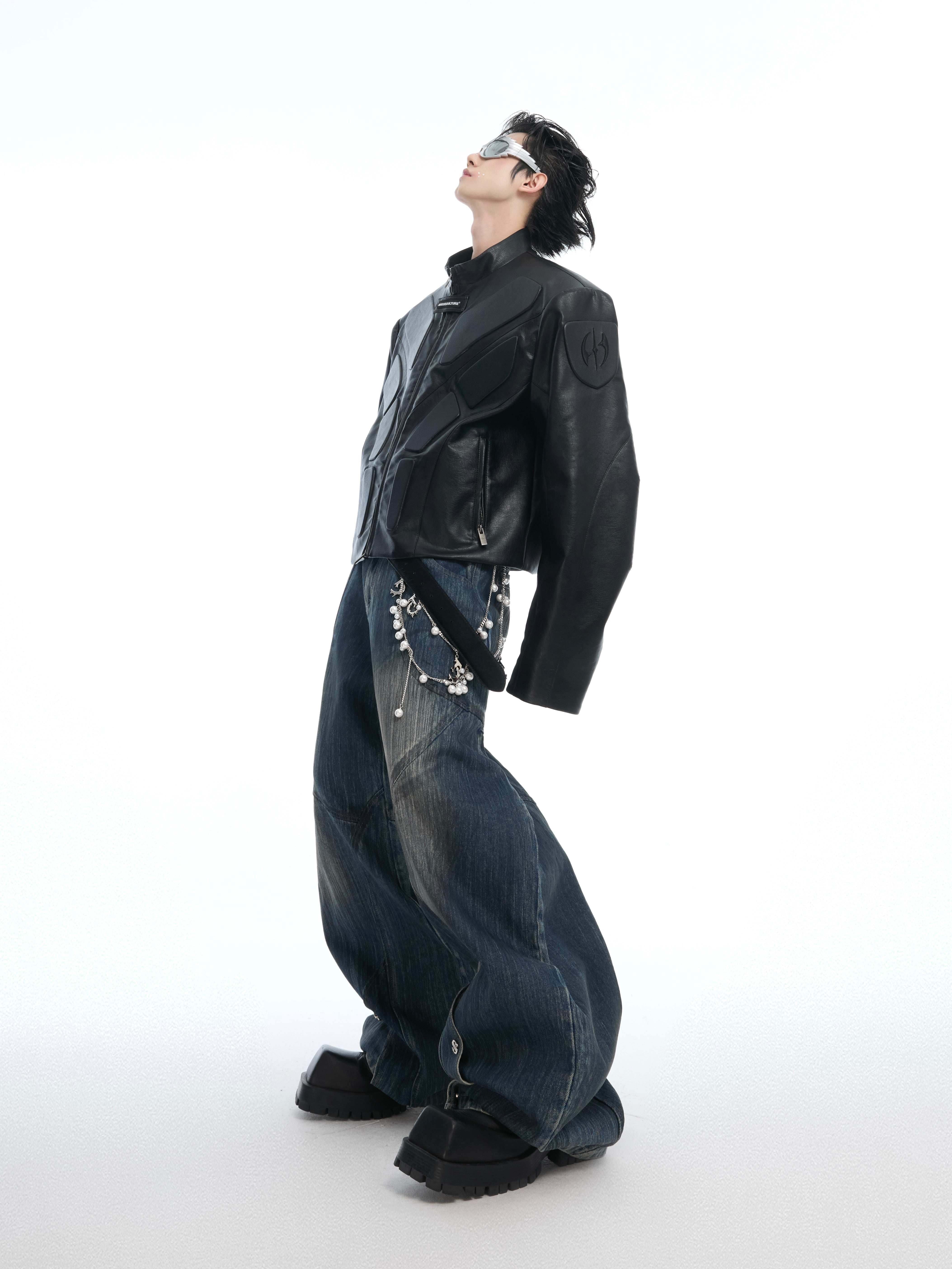 사이드 버튼 디테일이 있는 와이드 레그 배기 진