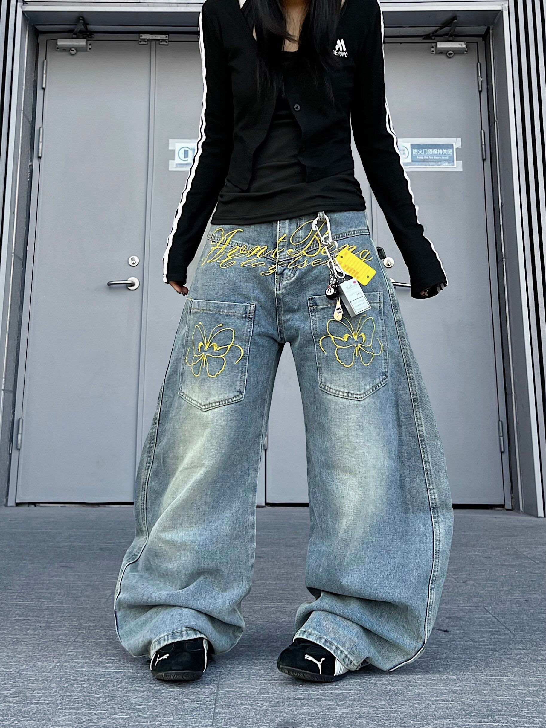 Men's Washed Embroidered Wide-Leg Jeans