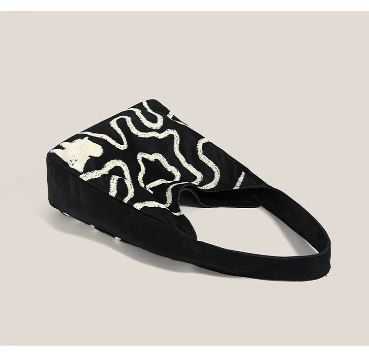 Midnight Maze Kitty Hobo