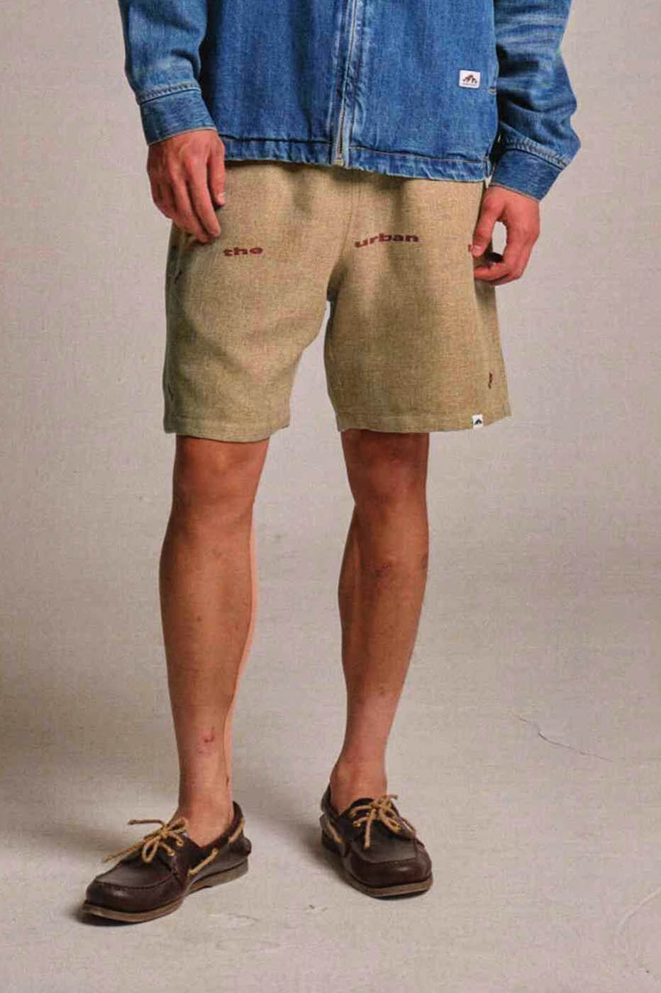 Shorts de texte forestier urbain