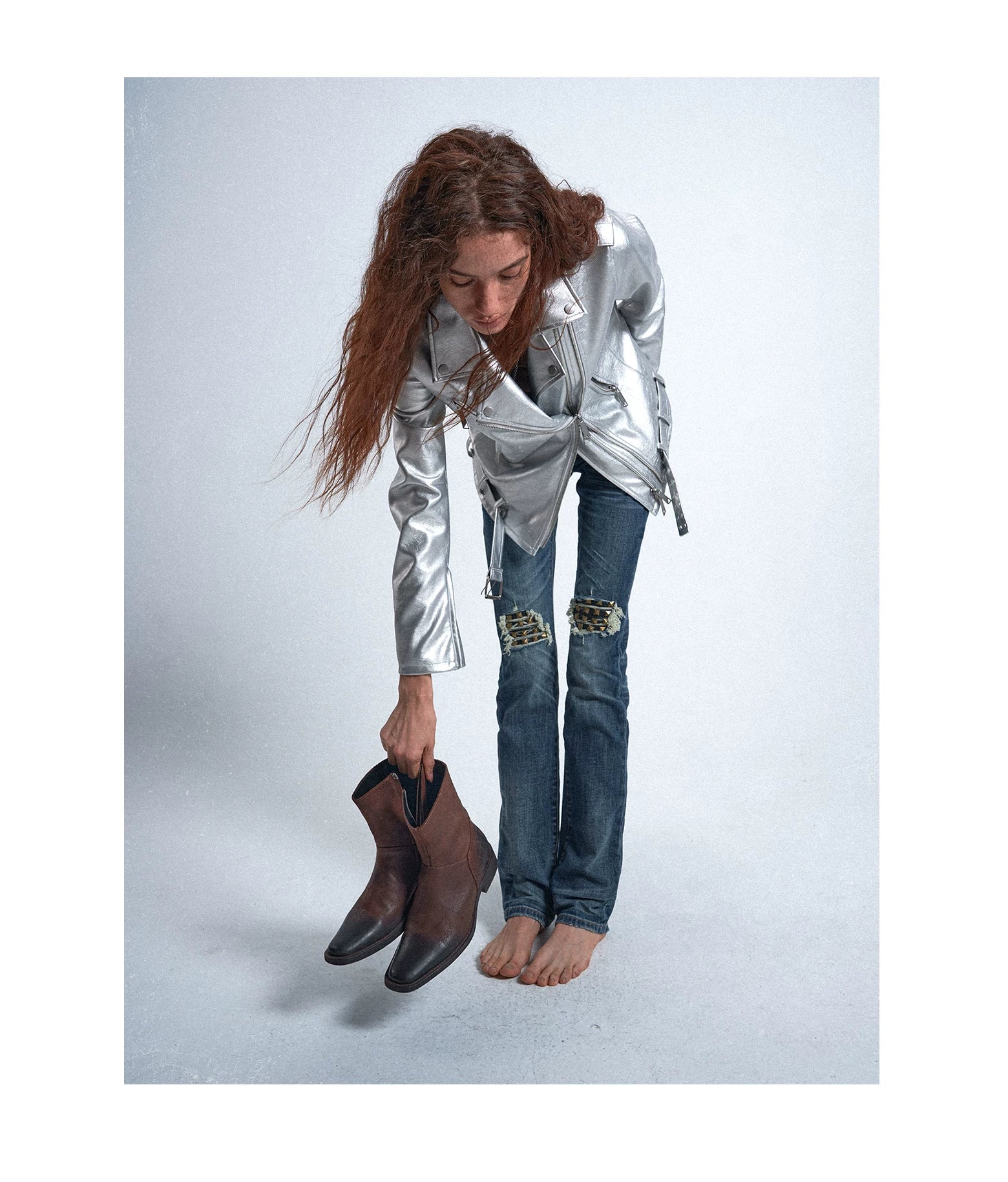 Blue Ghost Knee‑Slash Slim Jeans