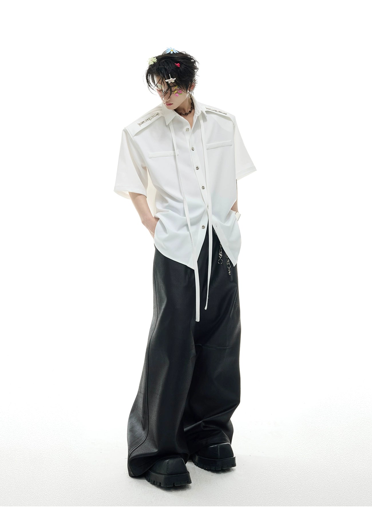 Black Wide-Leg Cargo or Skater Pants