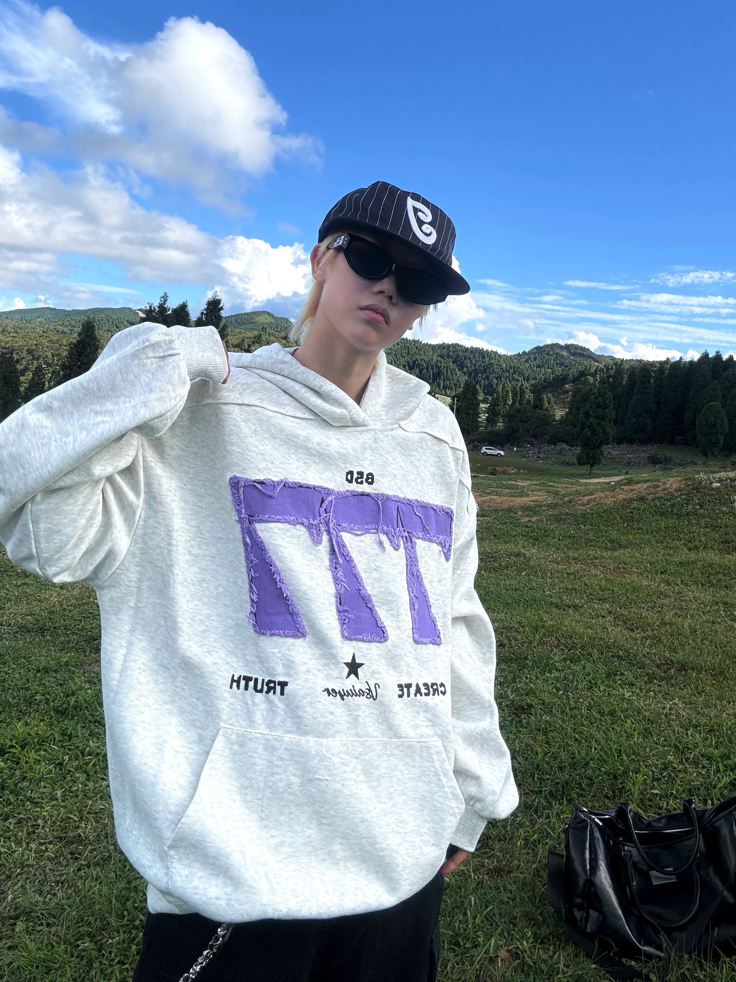 Frontier Bar Oversize Hoodie