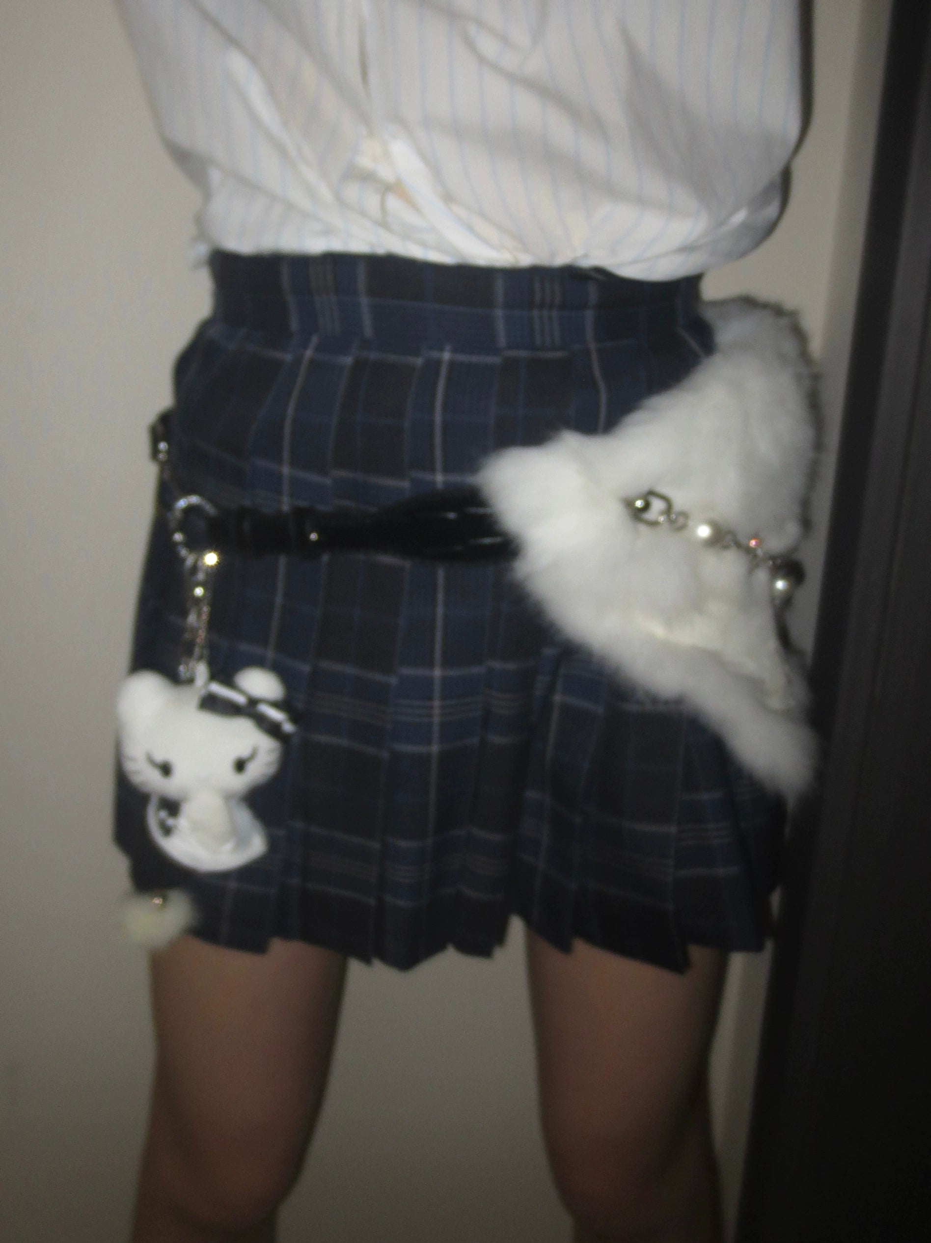 White Rabbit Fur Pearl Chain Belt