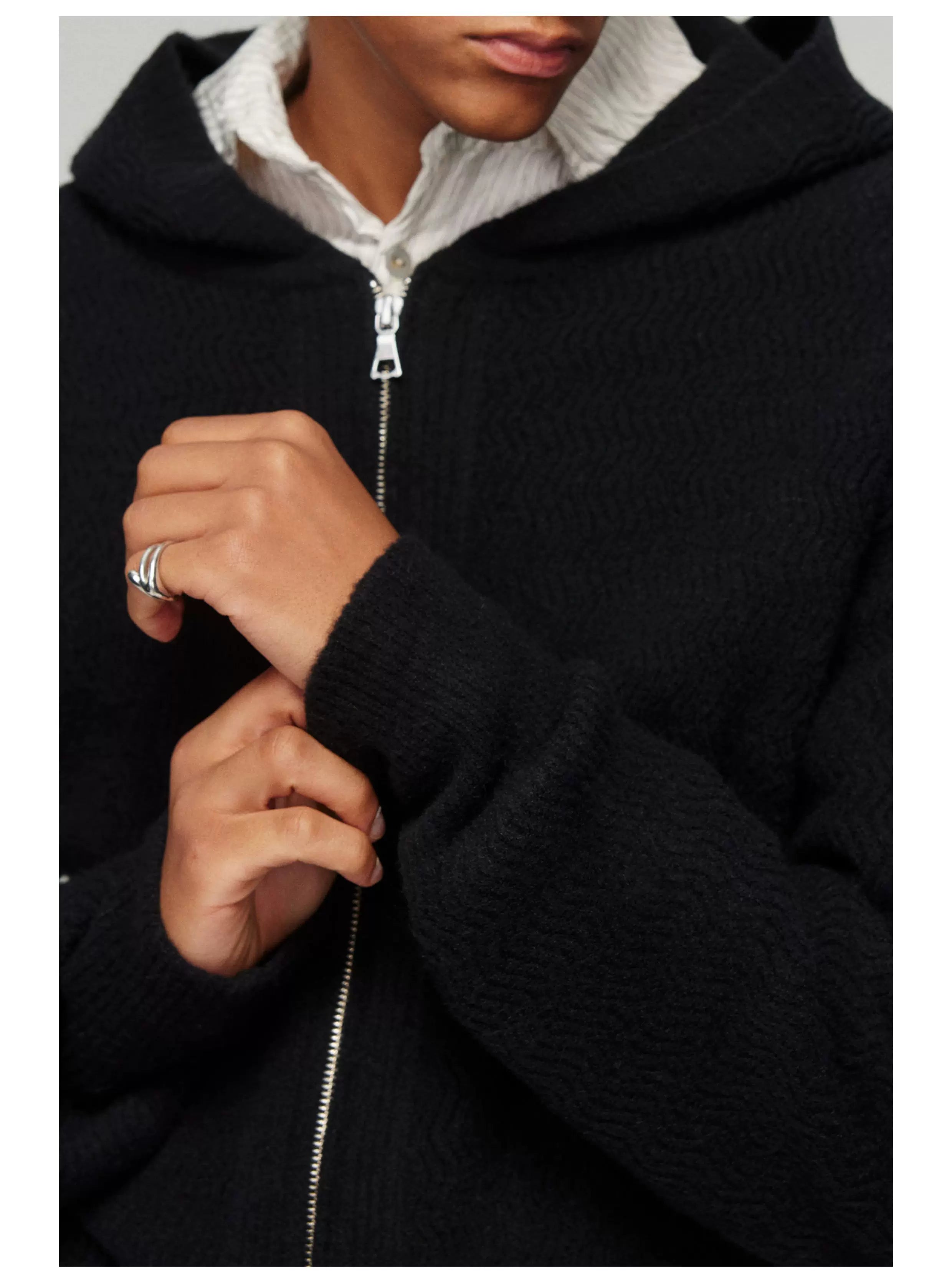 Mochafuzz Cropped Knit Hoodie