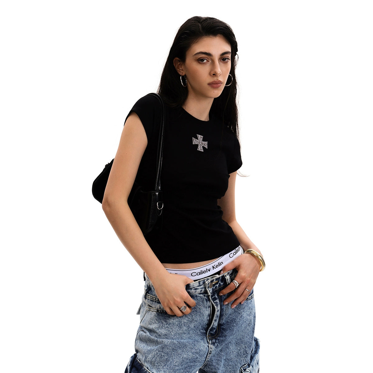 Fitted Graphic Crewneck Tee