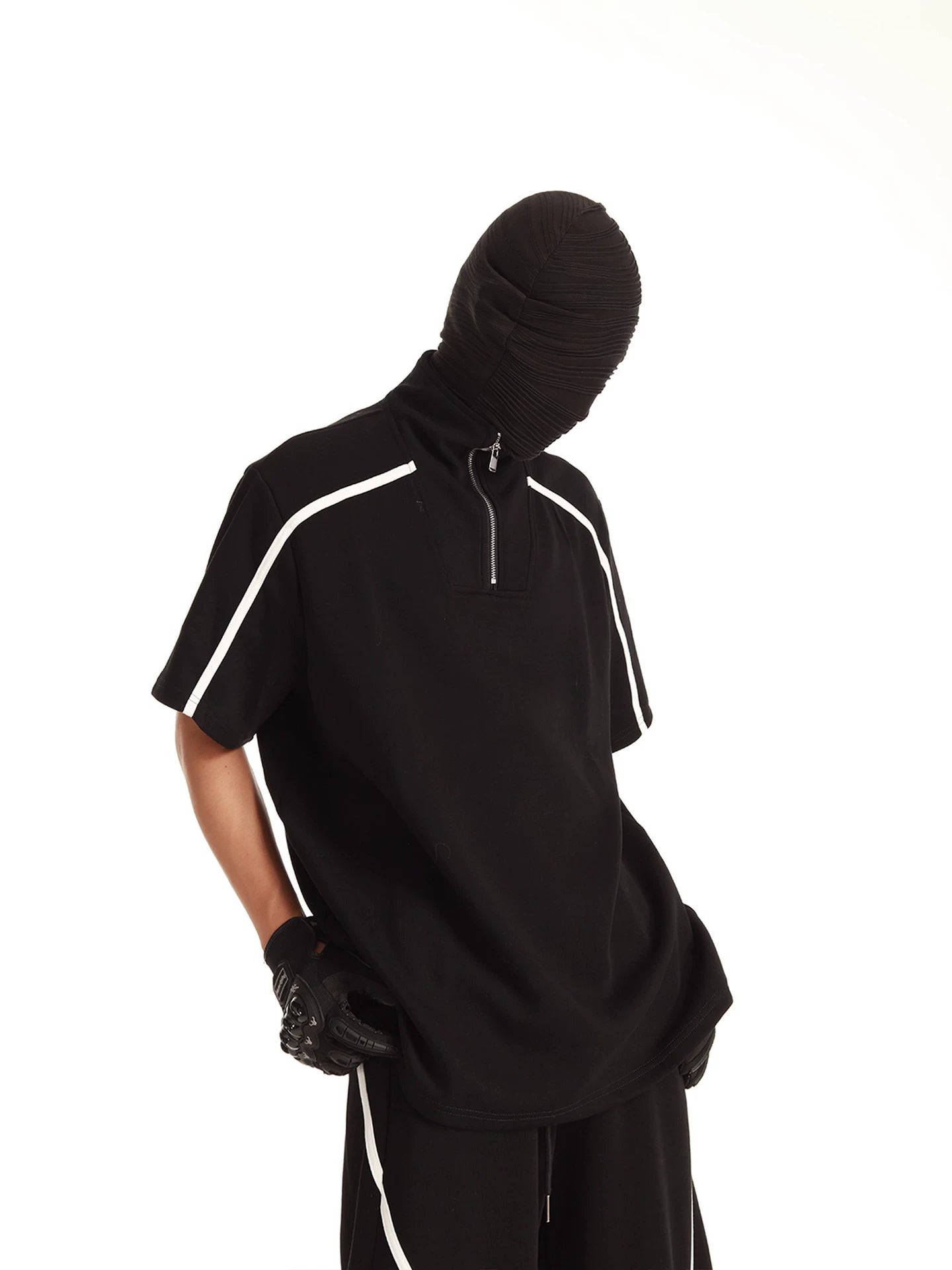 Apex Track Mockneck Tee