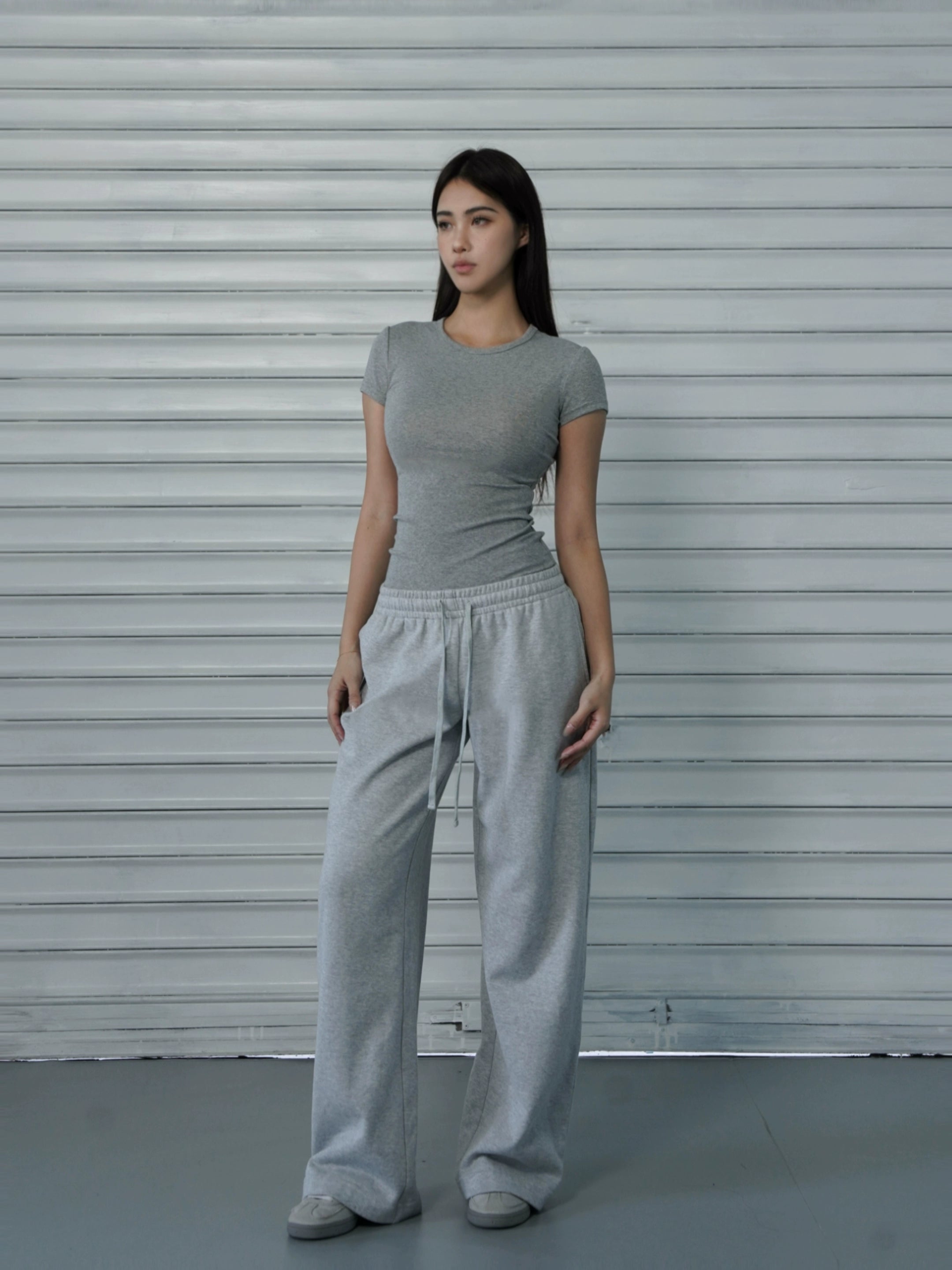 Pantalon sportif à pattes droites en ligne lâche