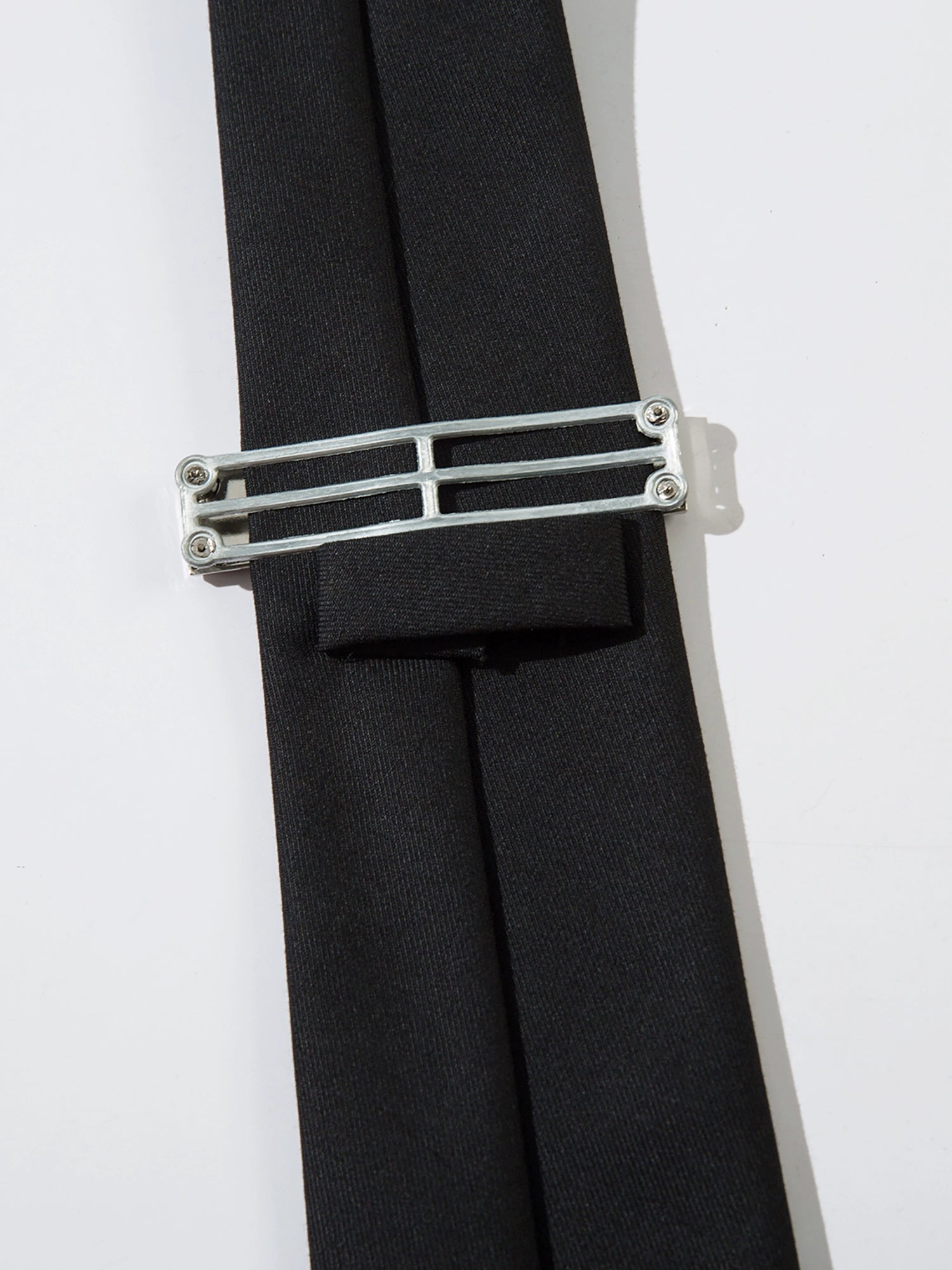 Eclipse Bar Minimalist Slim Tie