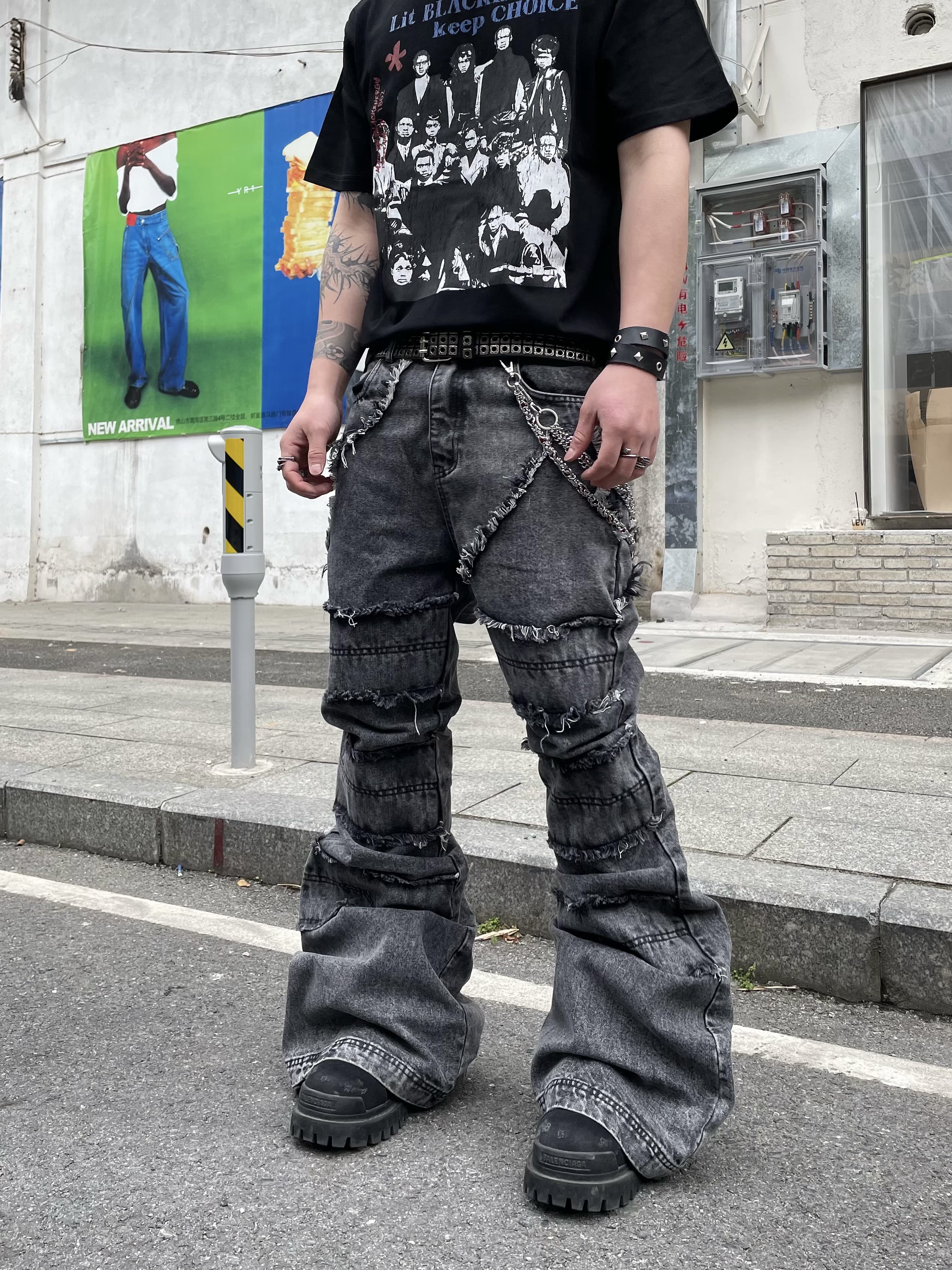 Ripped Grunge Stacked Jeans