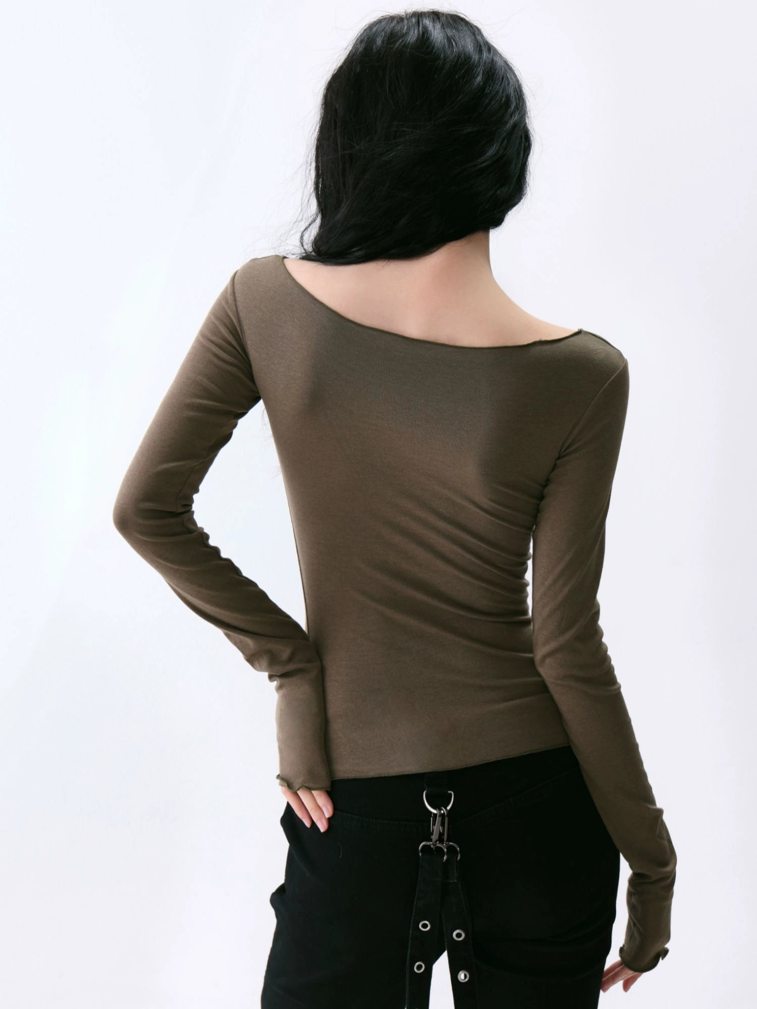Capa base profunda de cuello en U