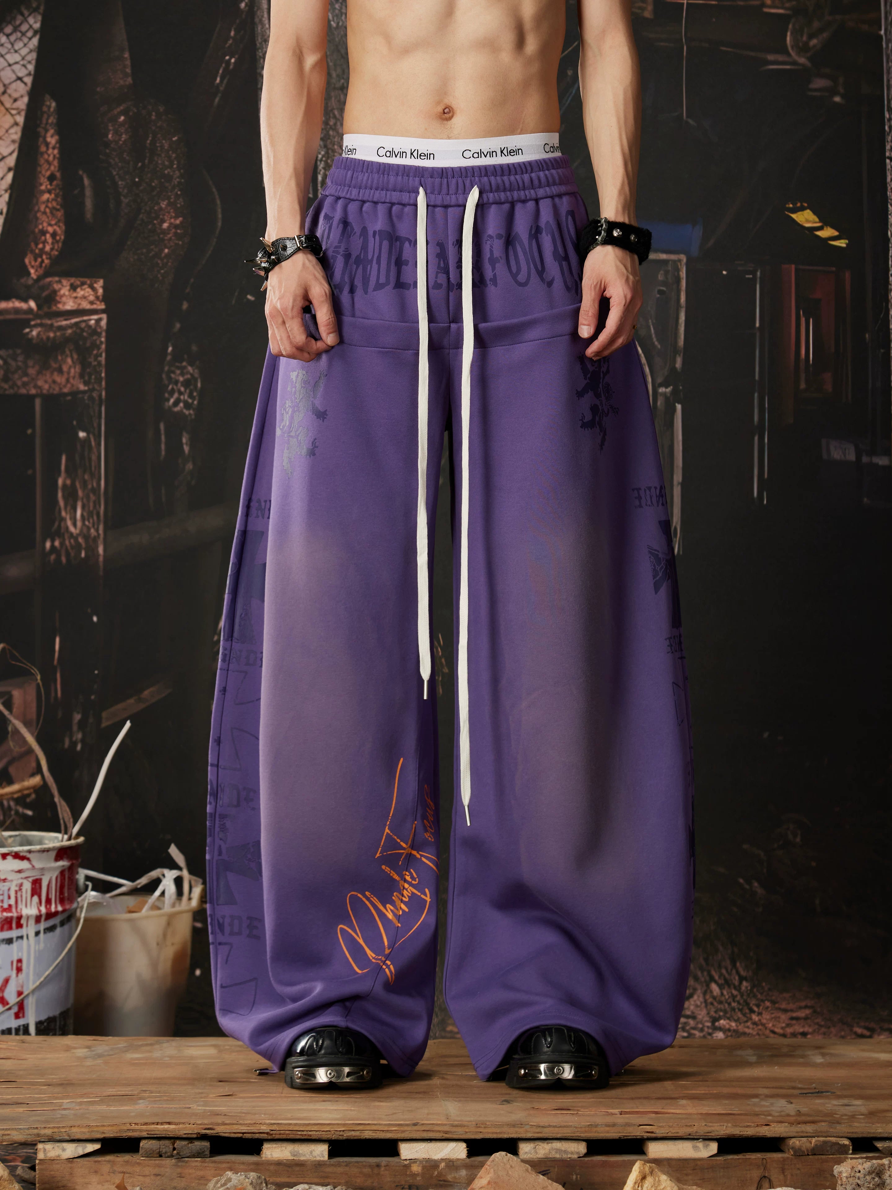 Lioncrest Manifesto Streetwide Sweatpants