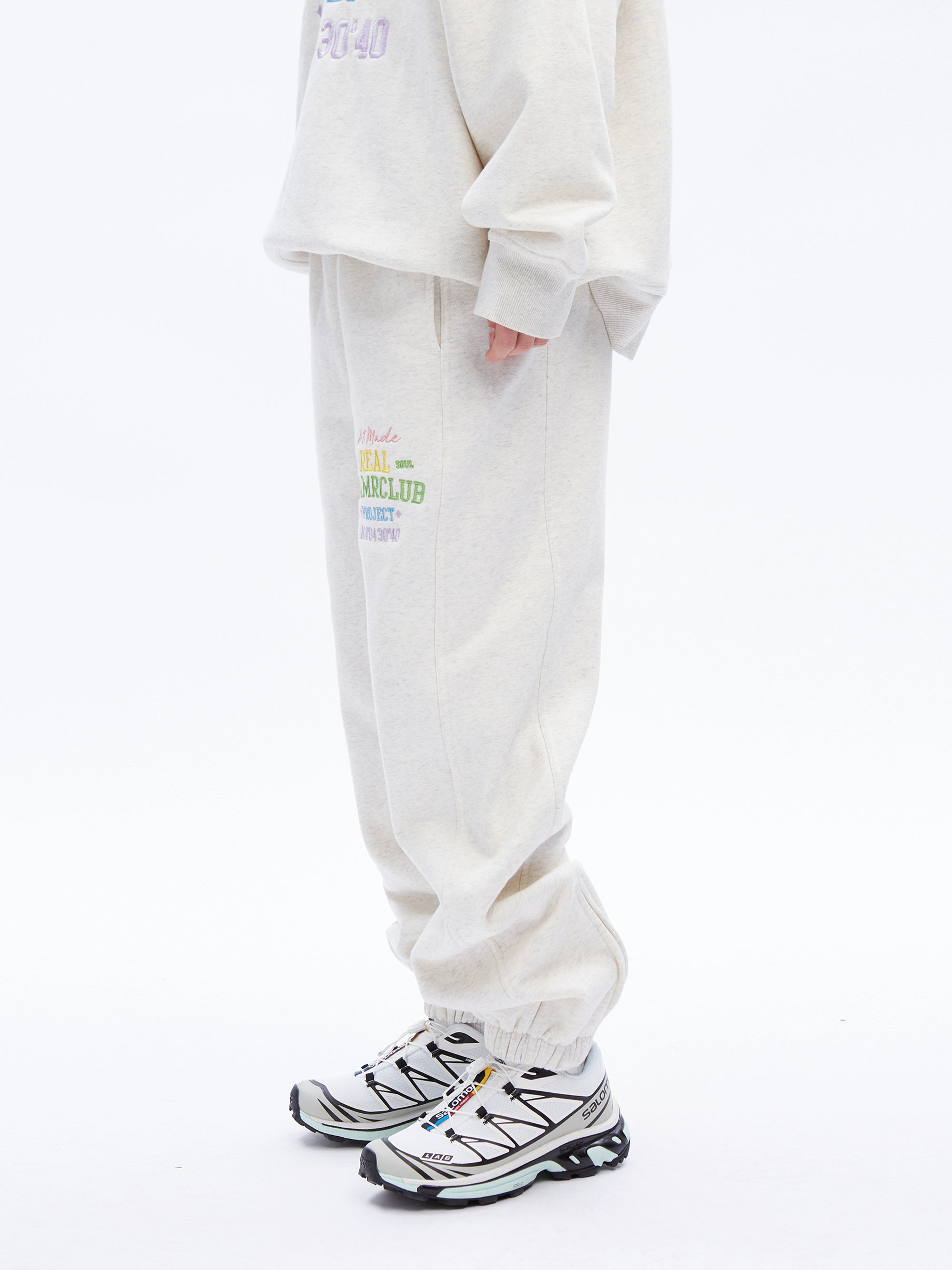 Juego de ropa deportiva redonda