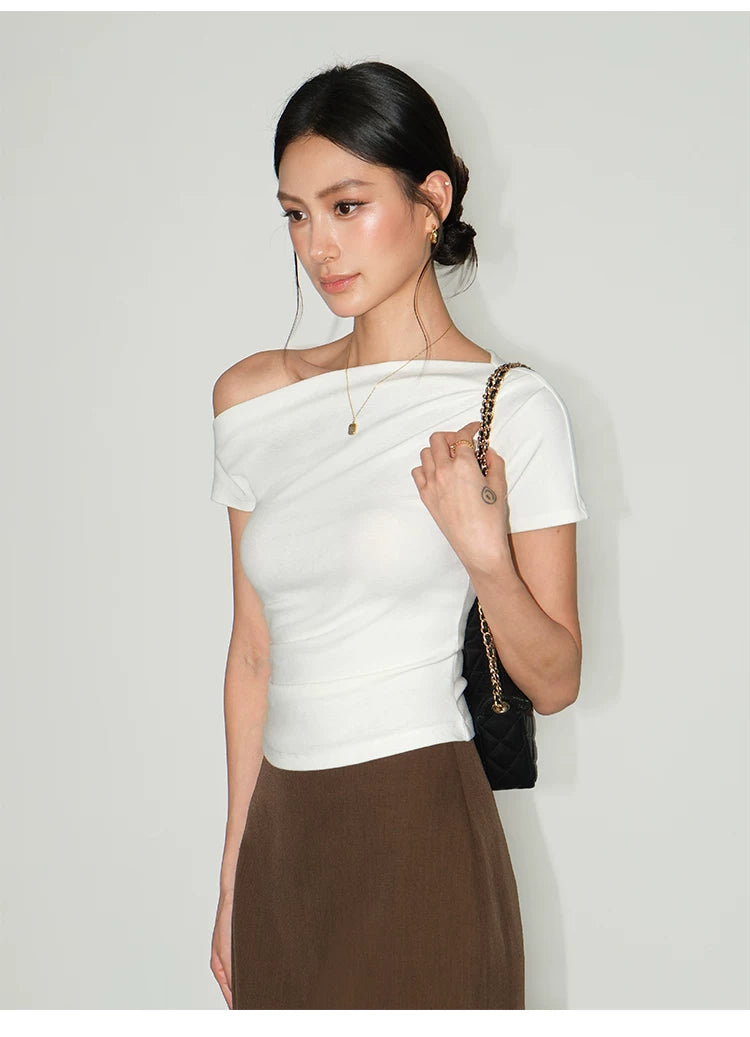 Slope One-Shoulder Tee