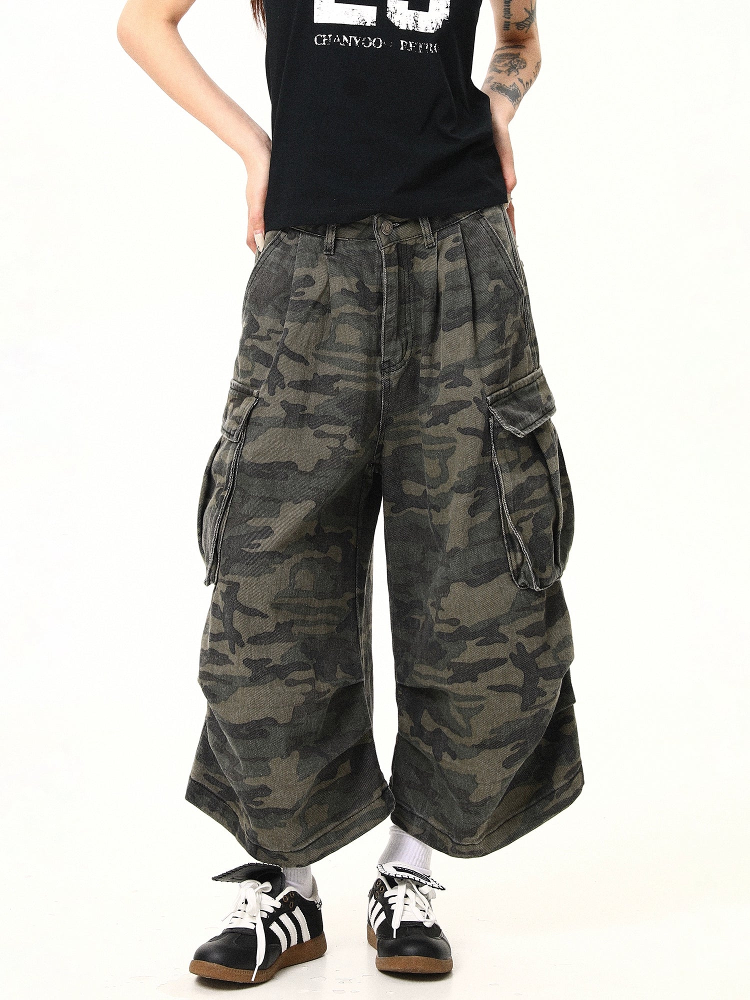Baggy Camouflage Cargo Pants