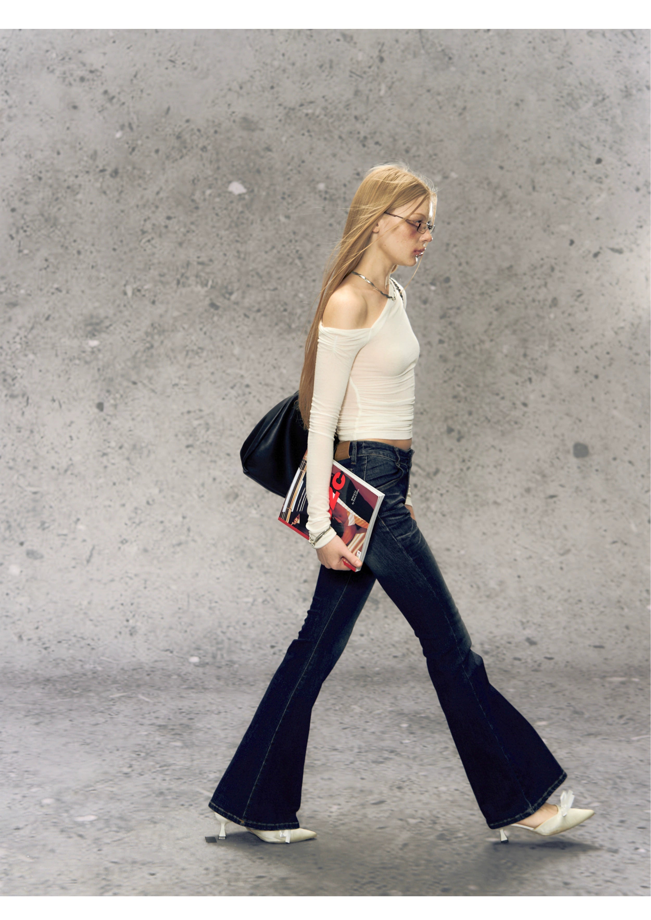 Jean micro-flare noir et bleu