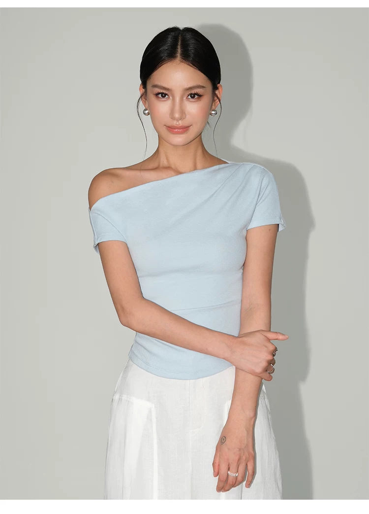Slope One-Shoulder Tee