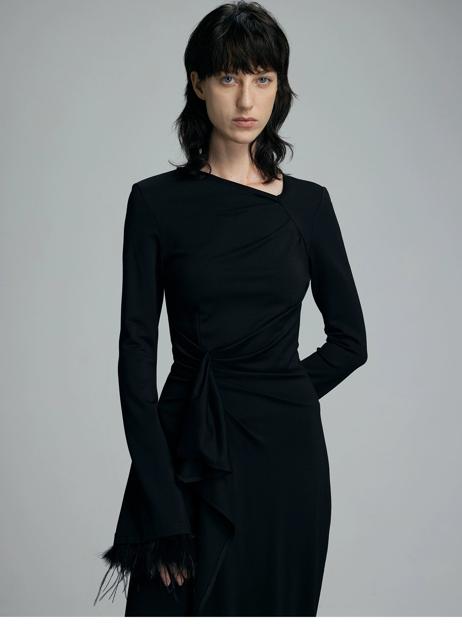 블랙 니트 드레스