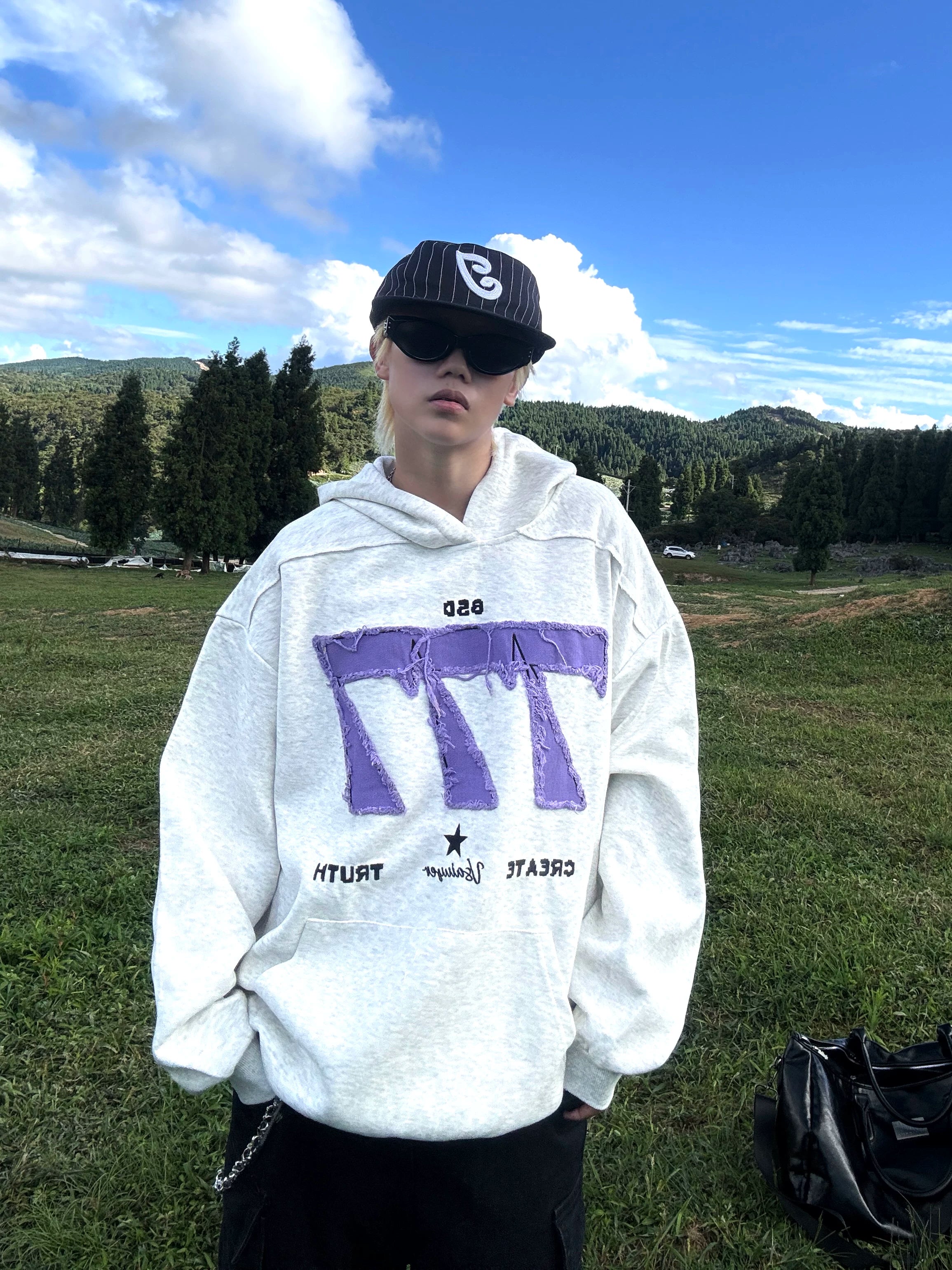 Frontier Bar Oversize Hoodie
