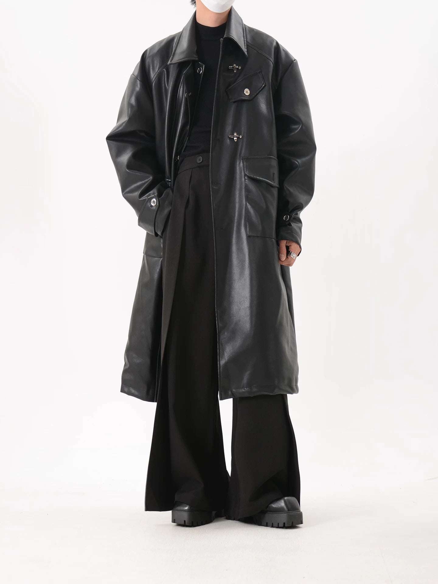 Onyx Overdrive Long Rider Coat