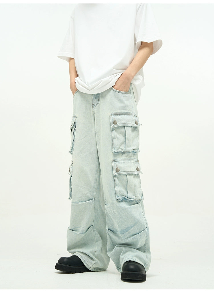 Light Wash Baggy Cargo Jeans with Multiple Flap Pockets