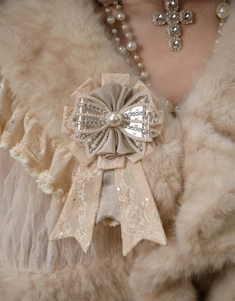 Ivory Faux Fur Lace Capelet