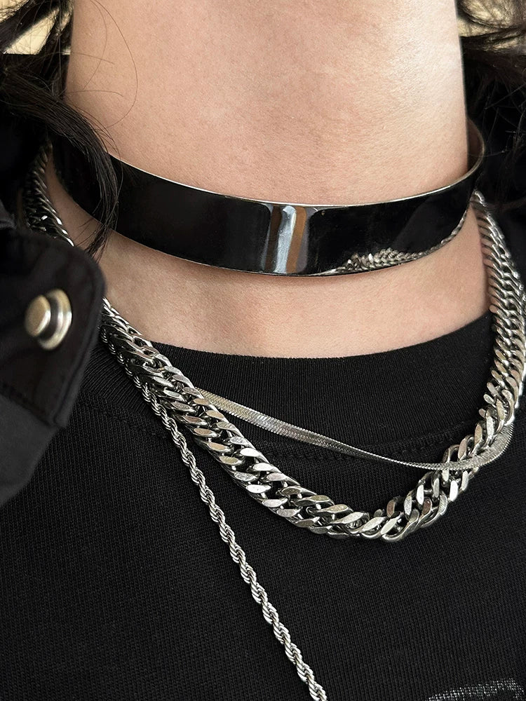 Obsidian Halo Plate Choker & Reliquary Chain