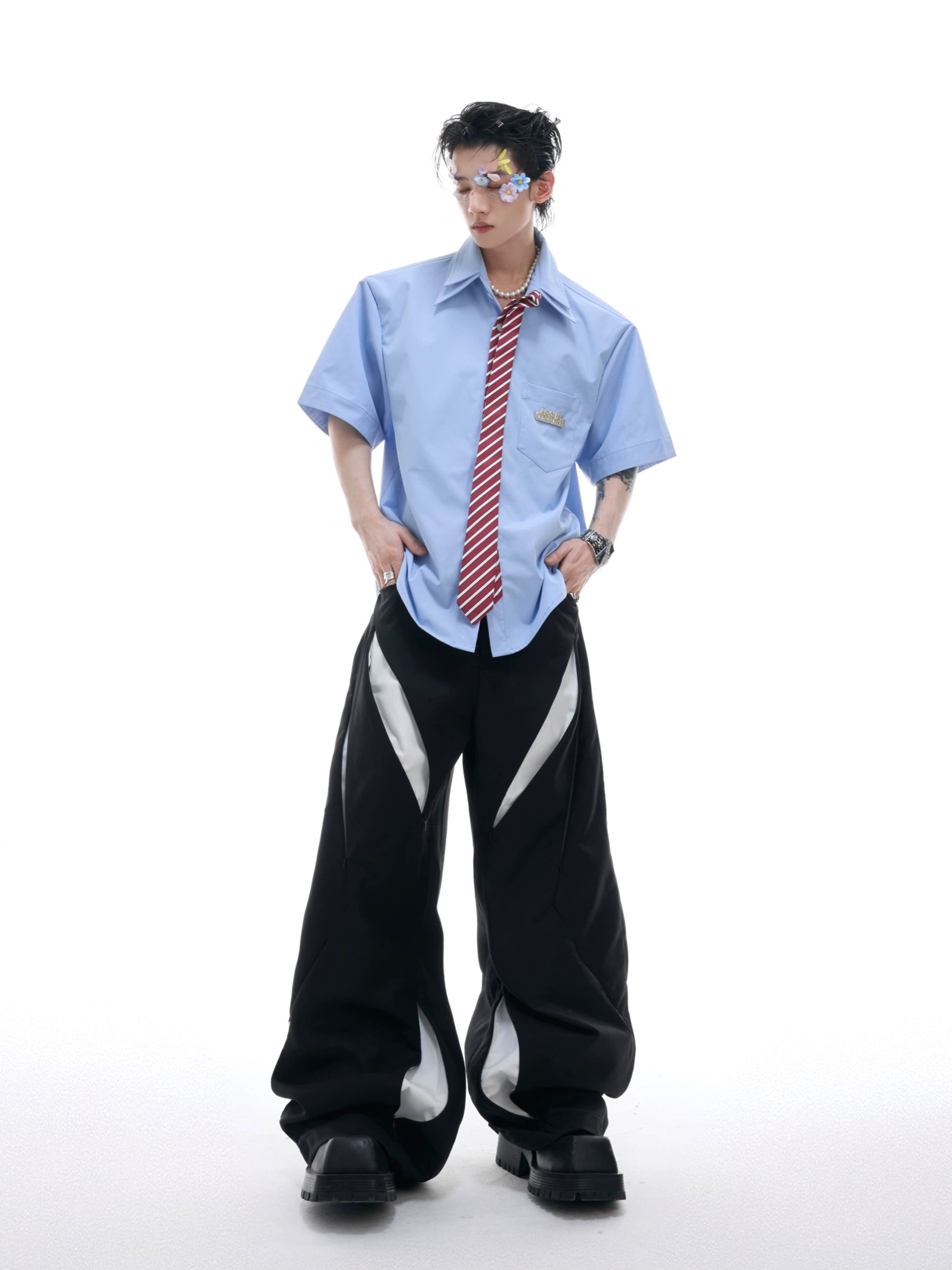 White Short Sleeve Shirt With Tie