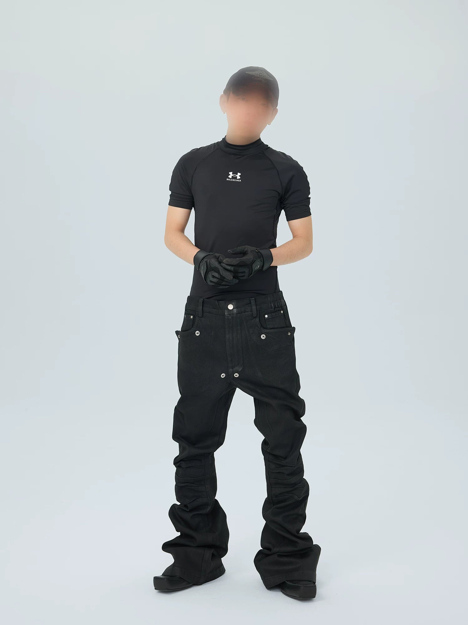 Onyx Relay Multi‑Snap Stacked Jeans