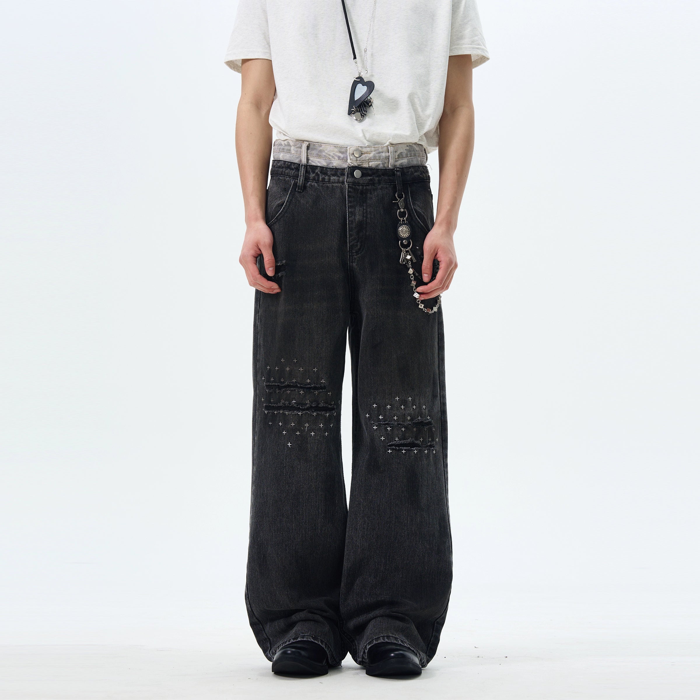 Heavily Distressed Wide Leg Cargo Jeans
