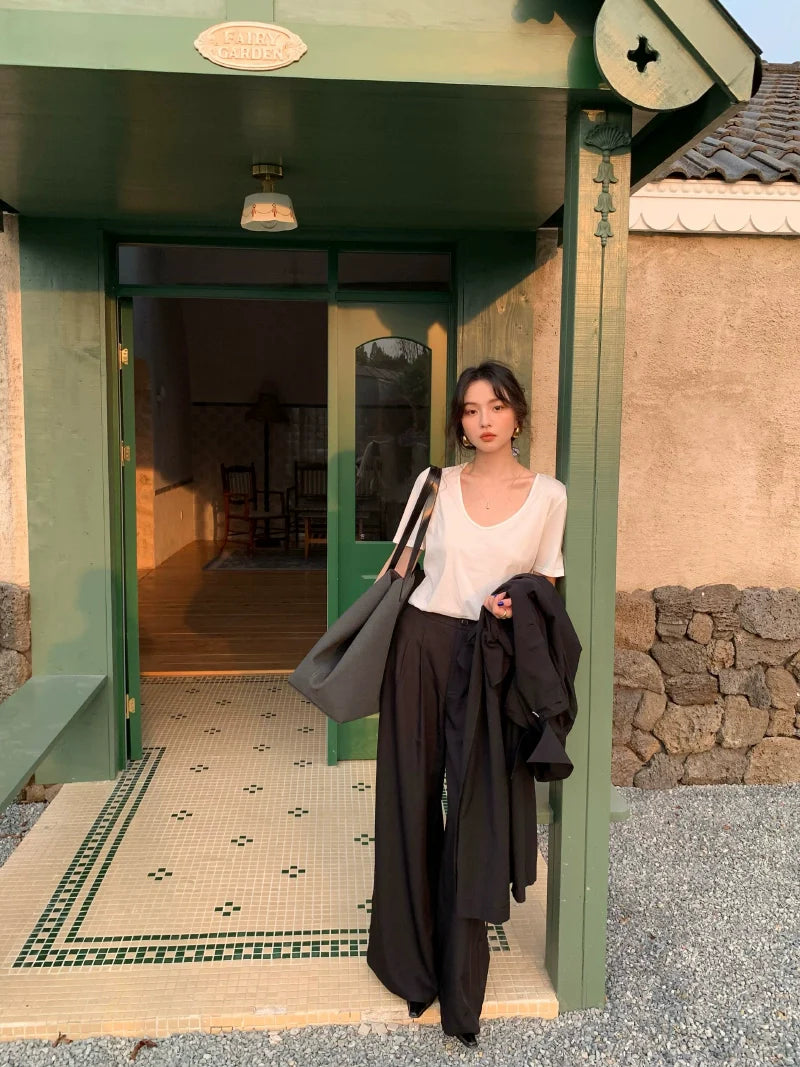 Solid Color Scoop Neck T-Shirt