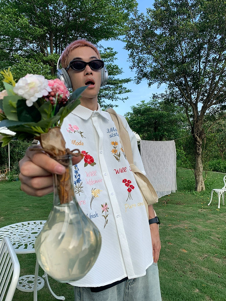 Light Embroidered Floral Short Sleeve Shirt